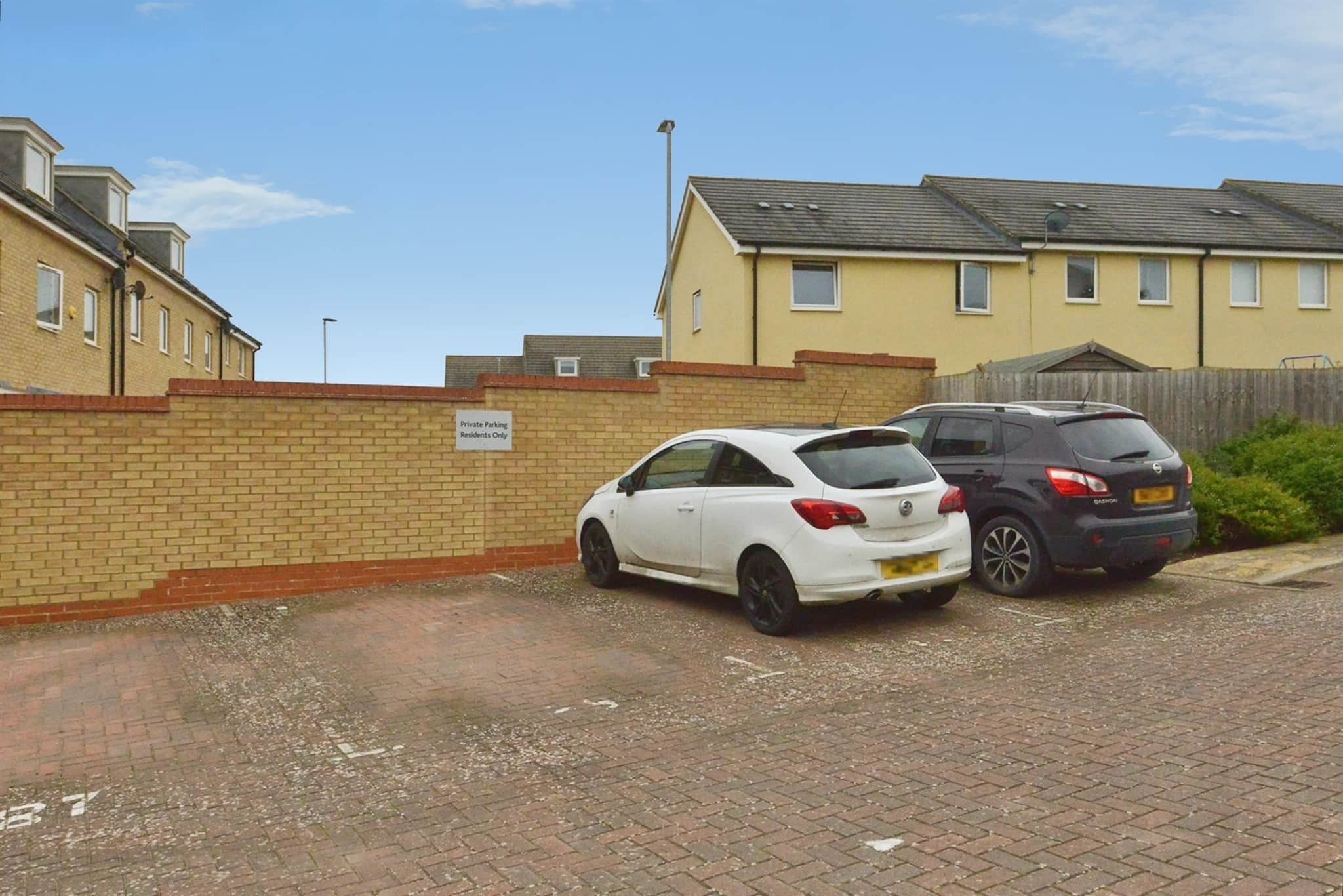 Property at Angus Way, Whitehouse, Milton Keynes
