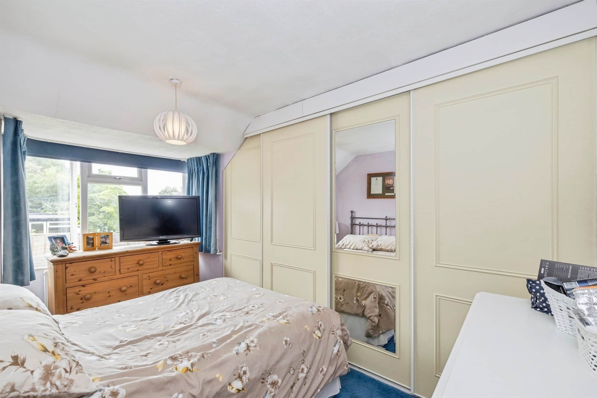 Property at Ashfield Avenue, Bushey