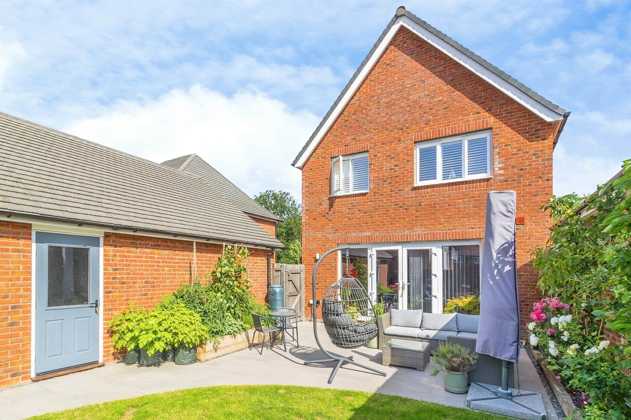Property at Kemsley Drive, Leighton Buzzard