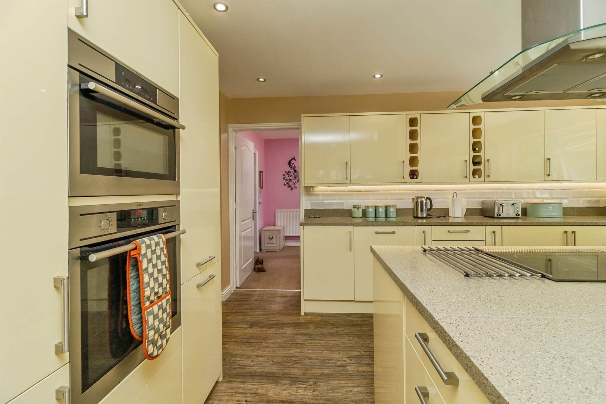 Property at Grovebury Road, Leighton Buzzard