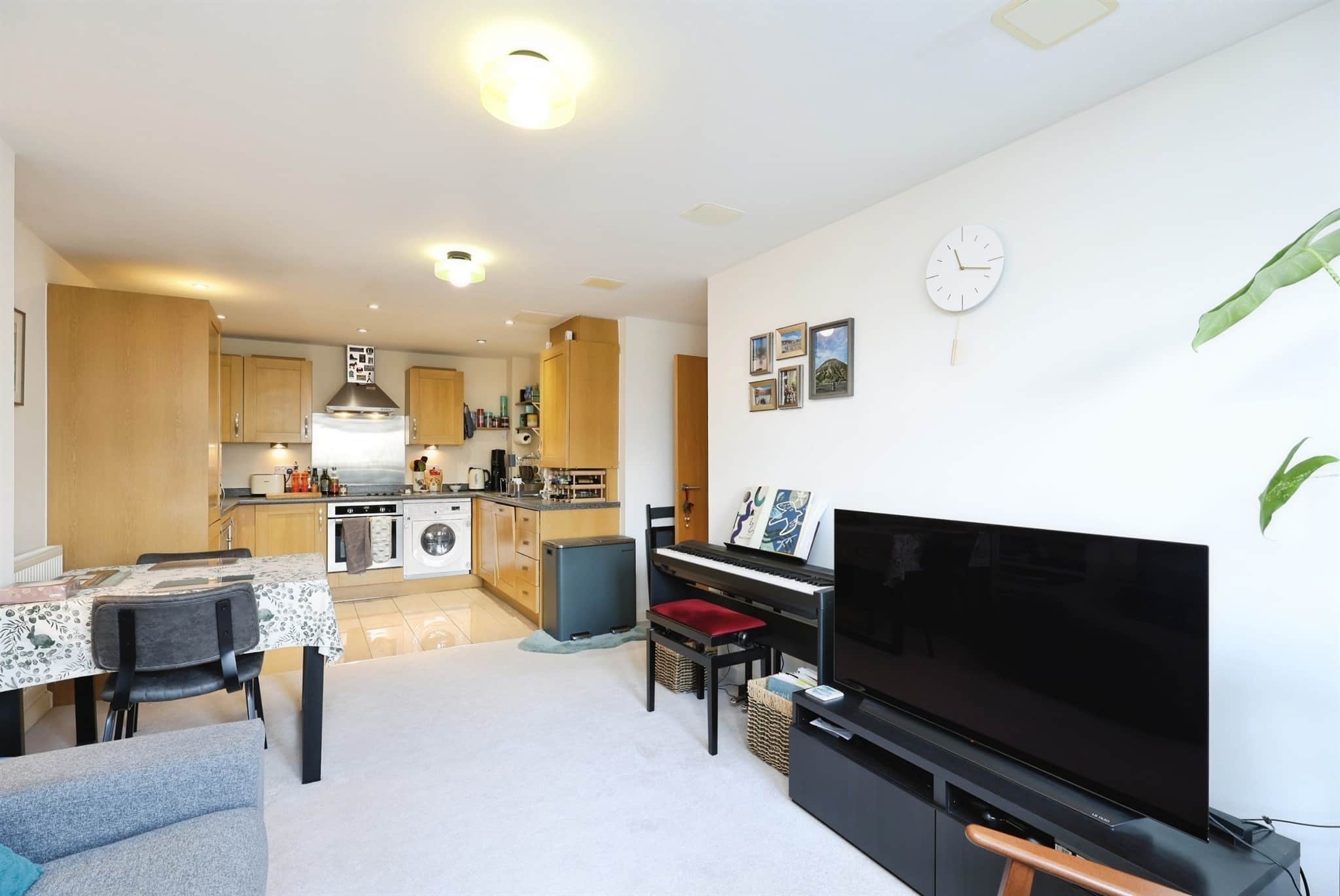 Property at Metropolitan Station Approach, Watford