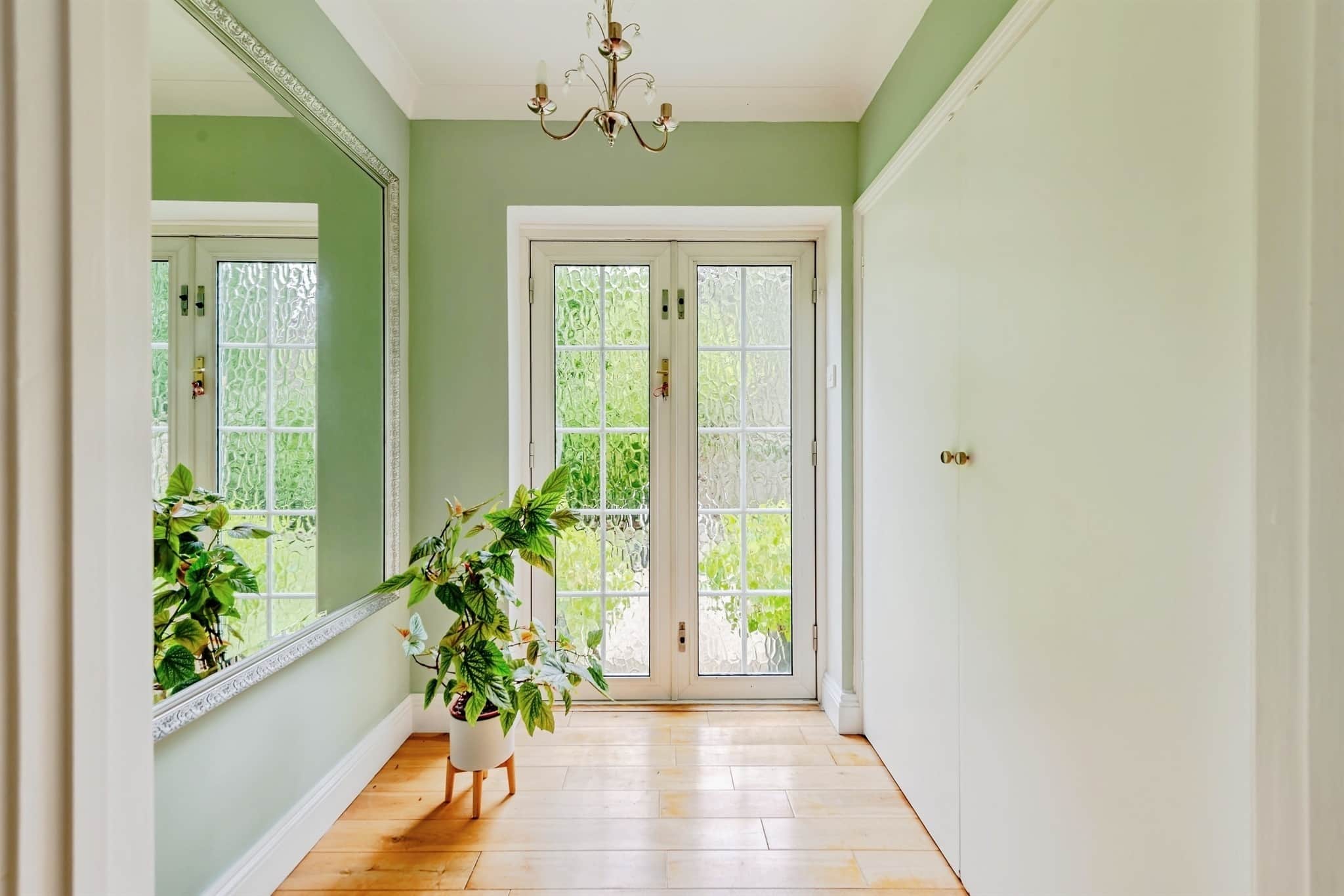 Property at Border Chase, Copthorne, Crawley
