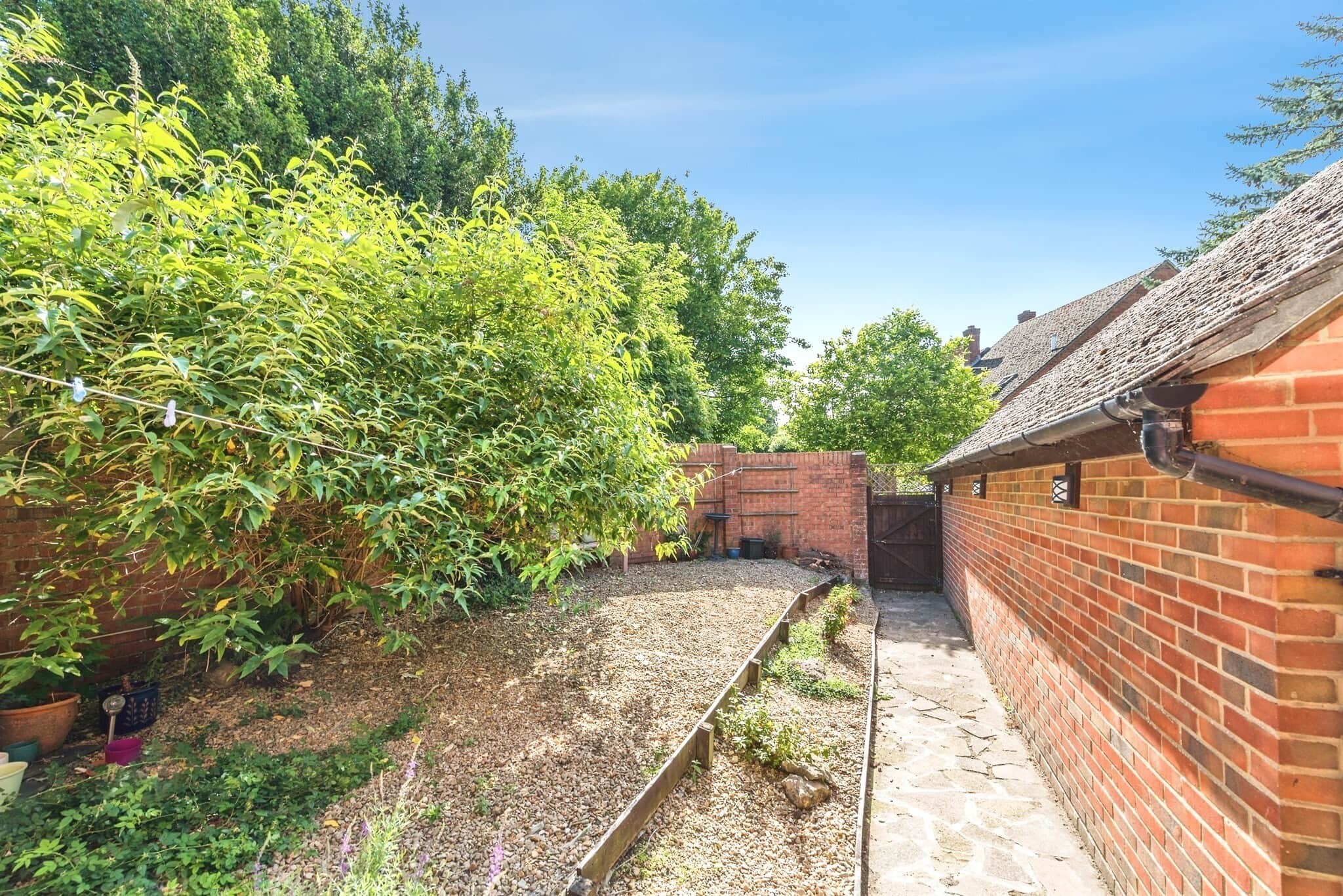 Property at The Laurels, Tetsworth, Thame