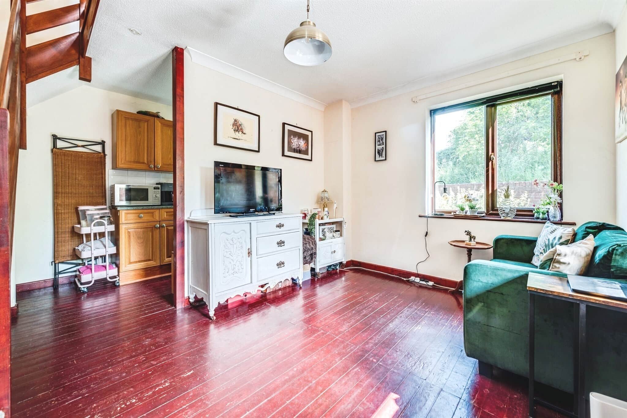 Property at The Laurels, Tetsworth, Thame
