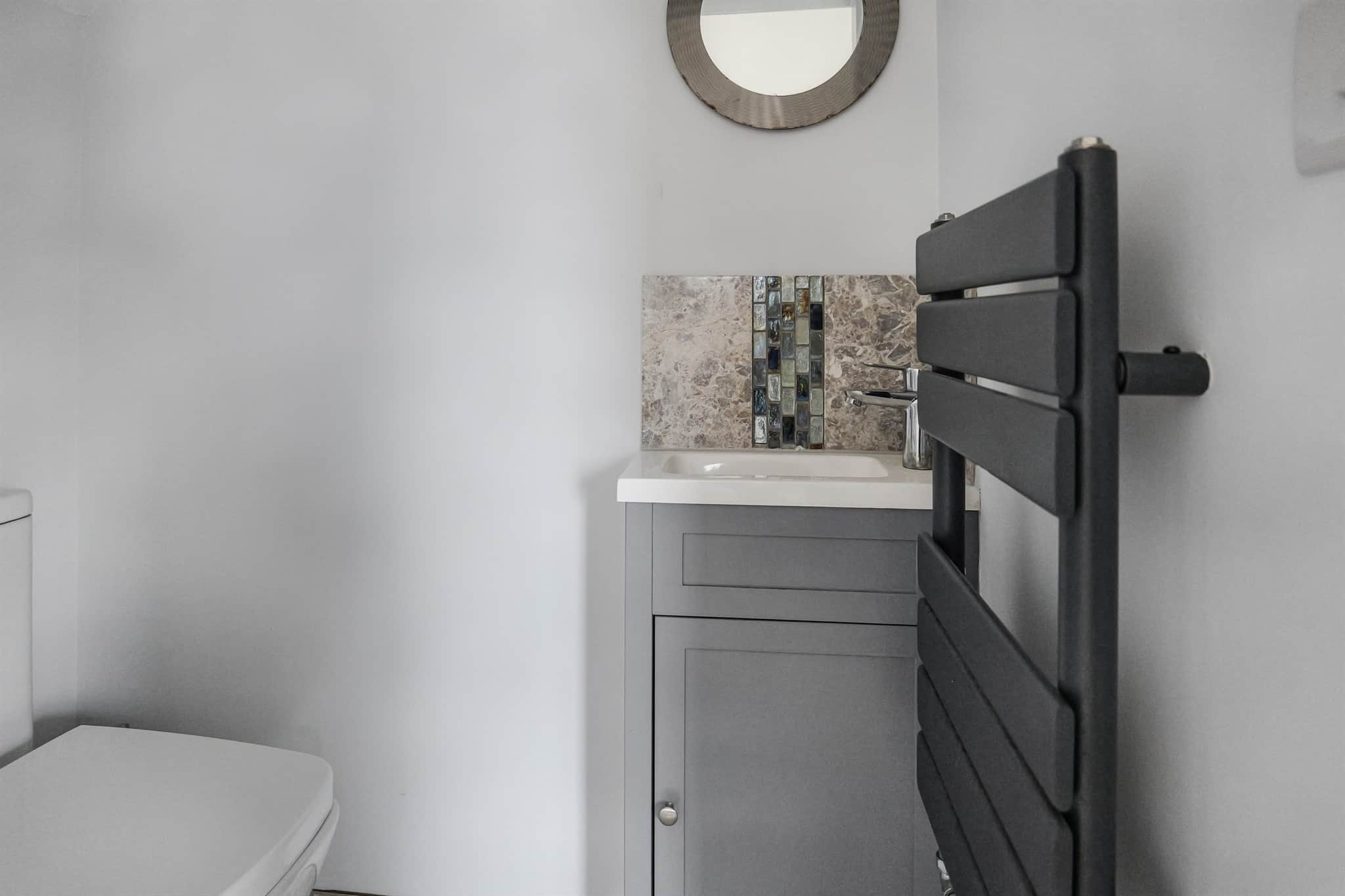 Property at Adur Close, West End, Southampton