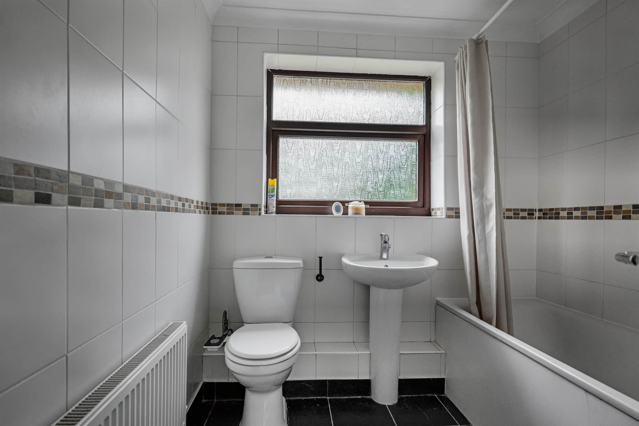 Property at Adur Close, West End, Southampton