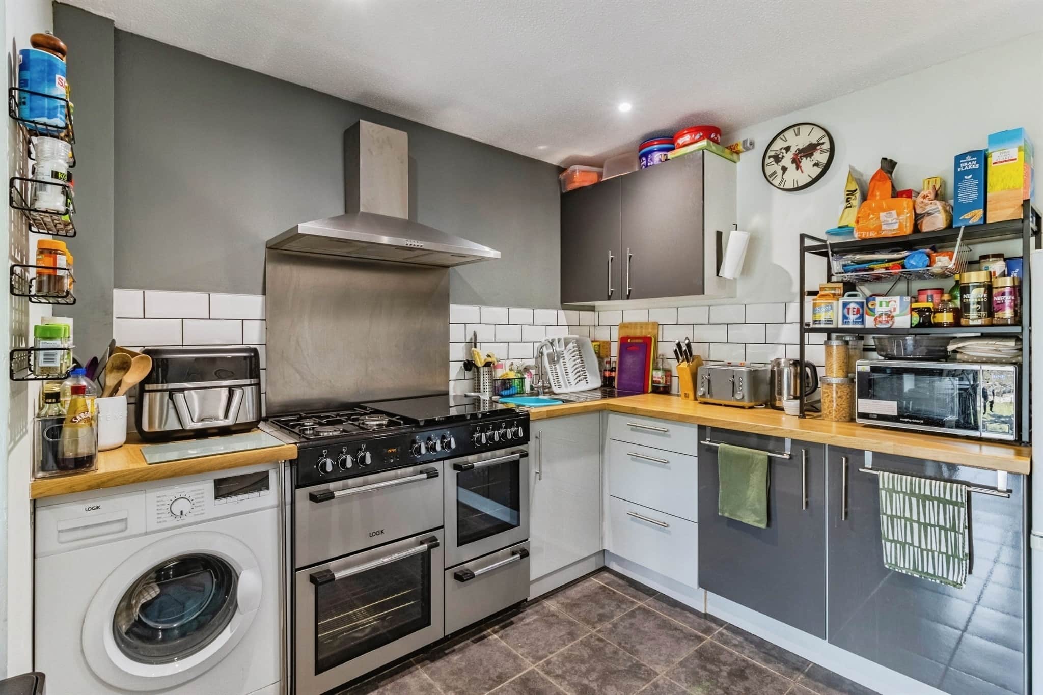 Property at Oak Close, Kingsteignton, Newton Abbot