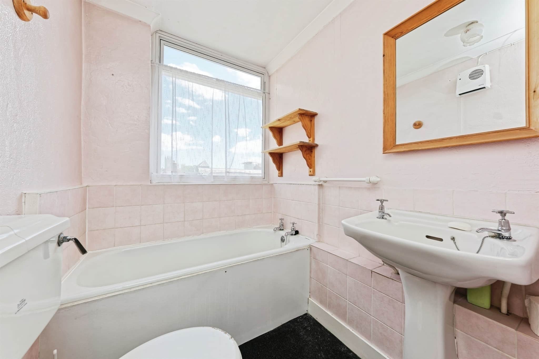 Property at Station Road West, Canterbury