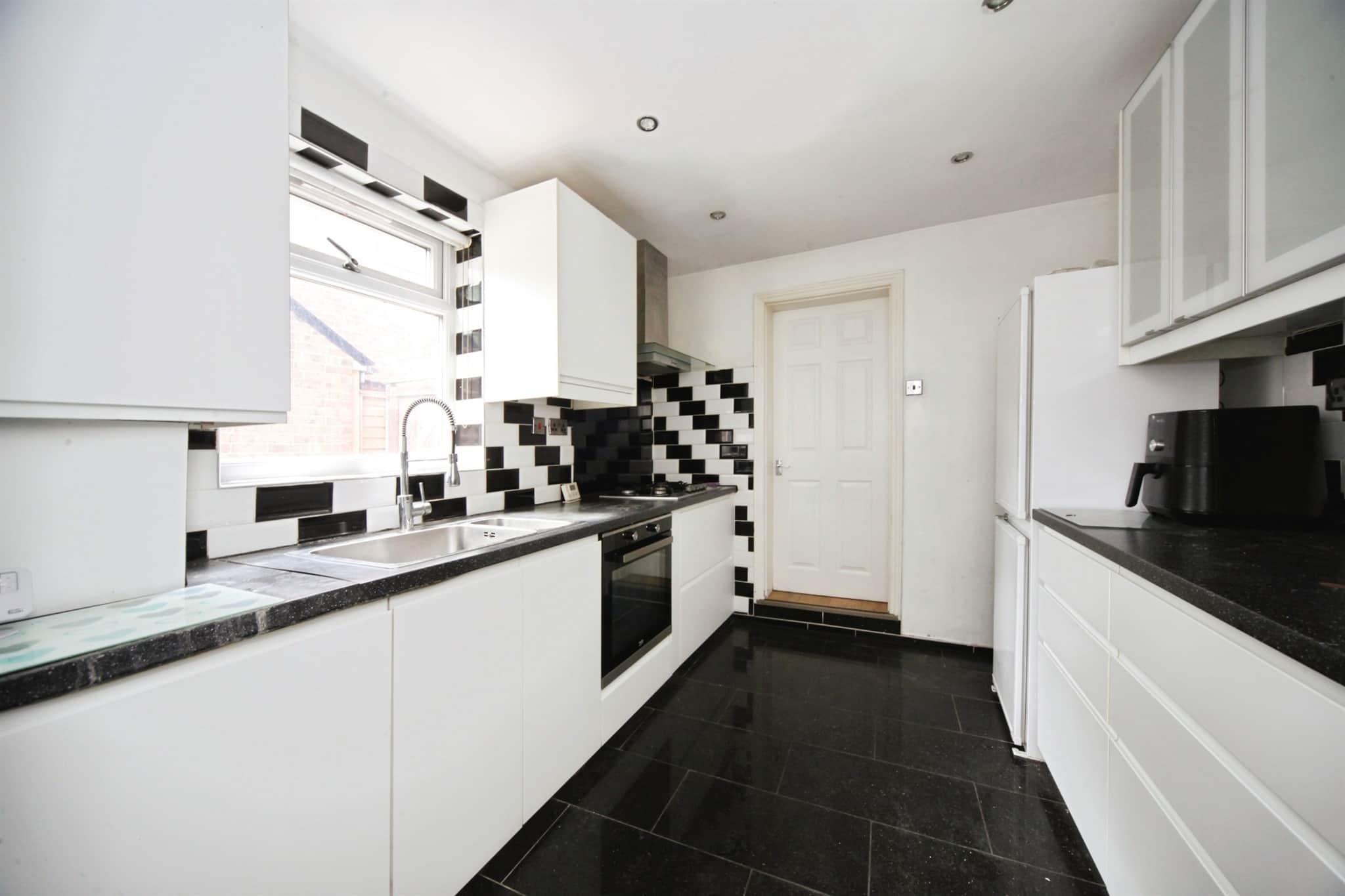 Property at Limbury Road, Luton