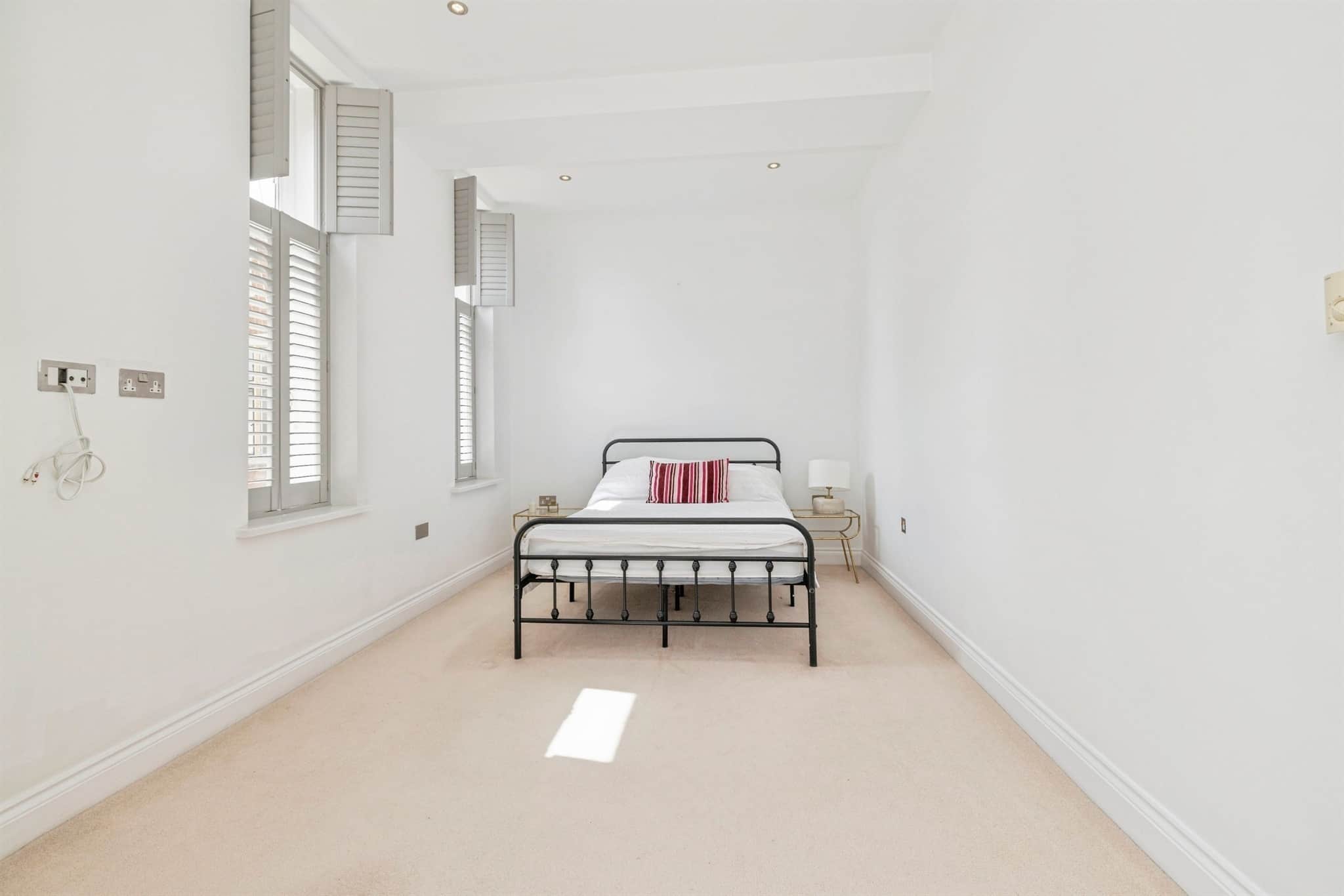 Property at King Edward Place, Bushey