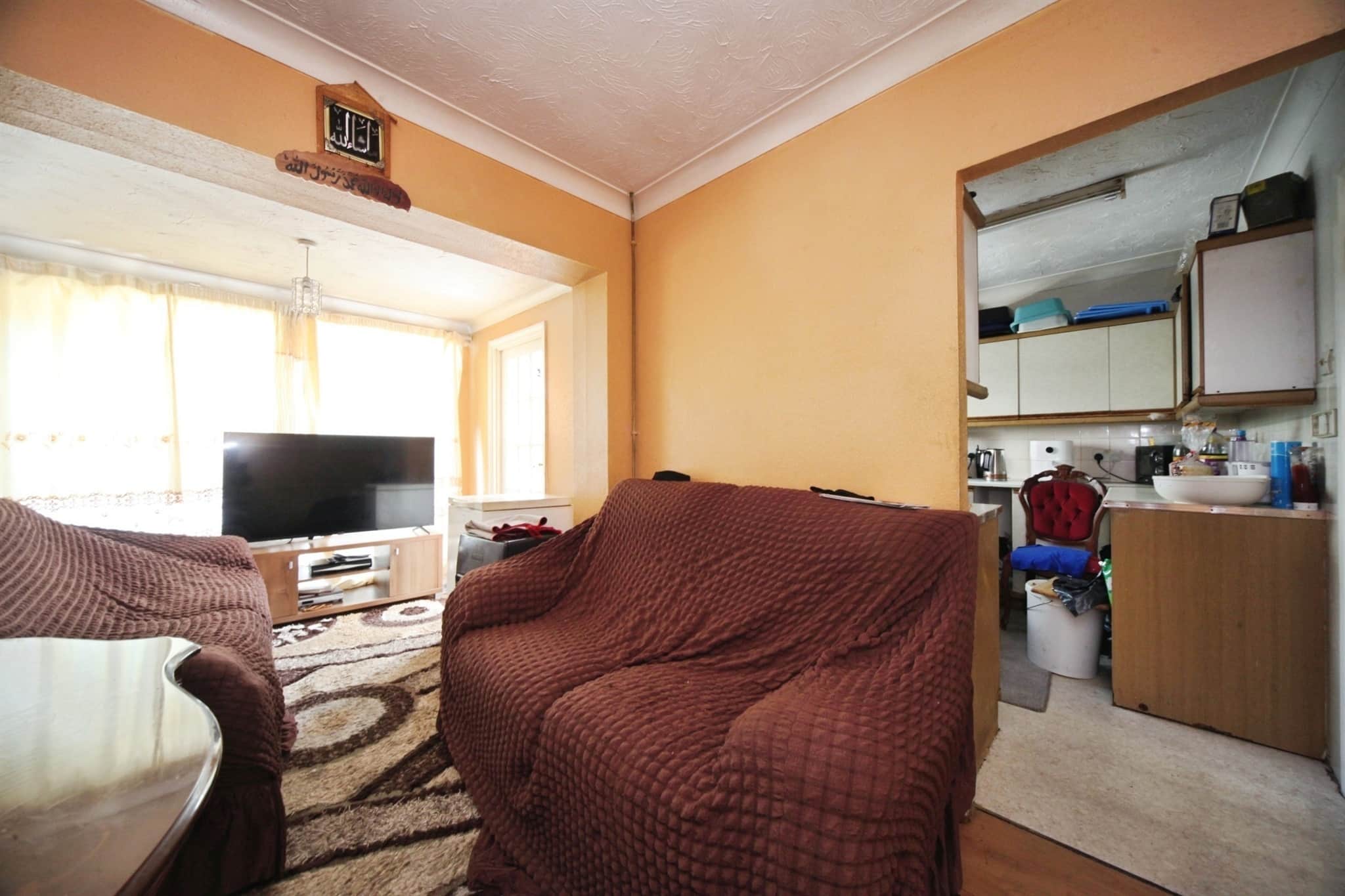 Property at Andover Close, Luton