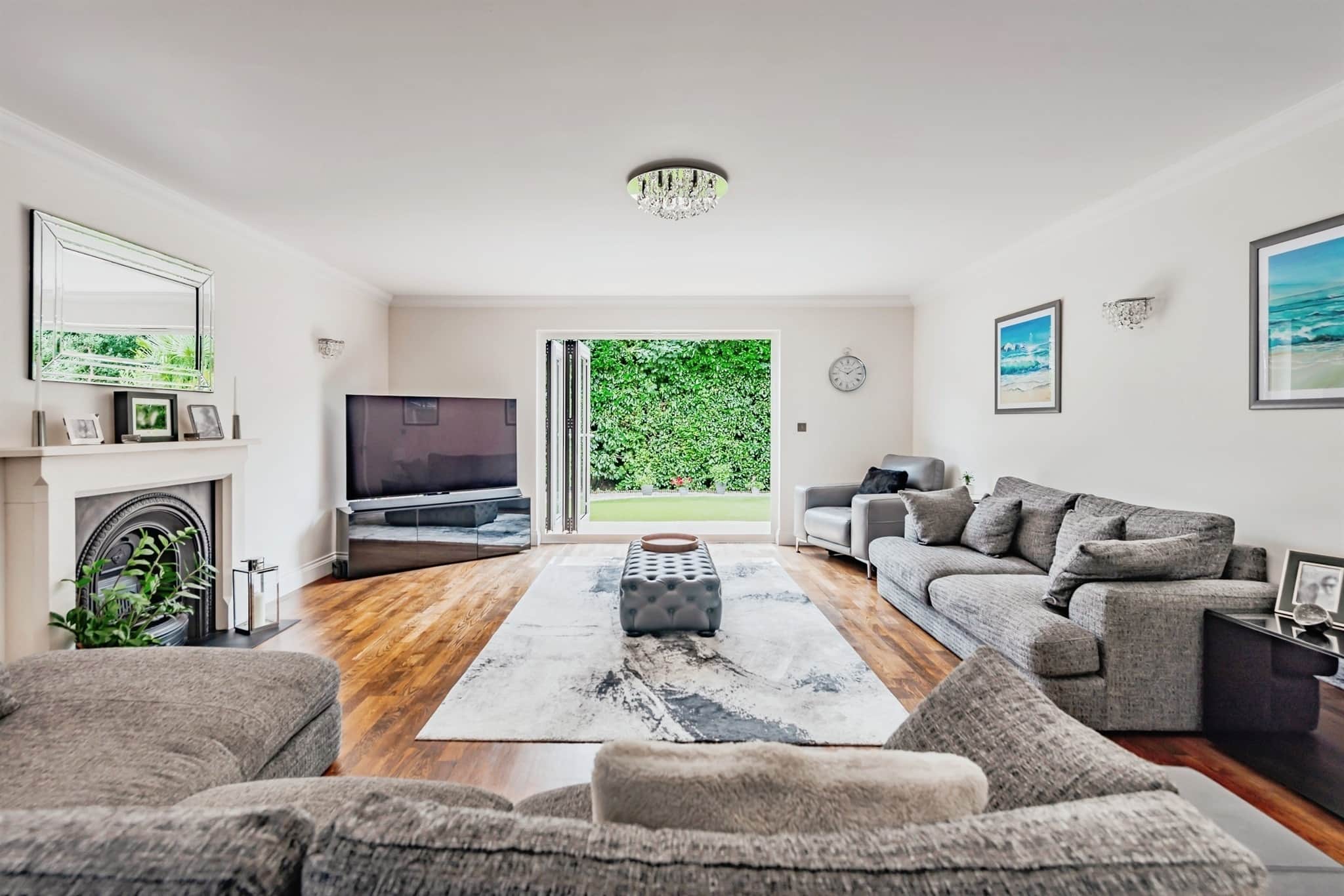 Property at Borers Arms Road, Copthorne, Crawley