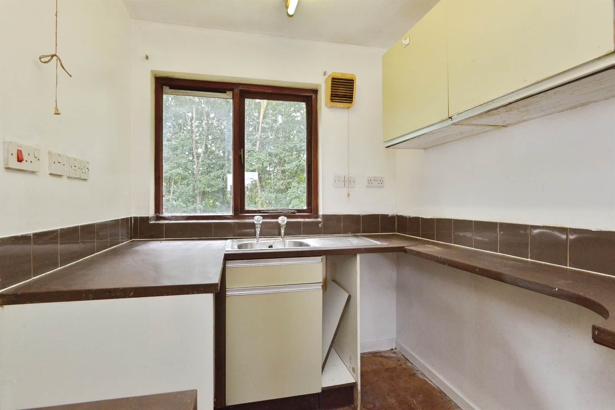 Property at Denmead, Two Mile Ash, MILTON KEYNES