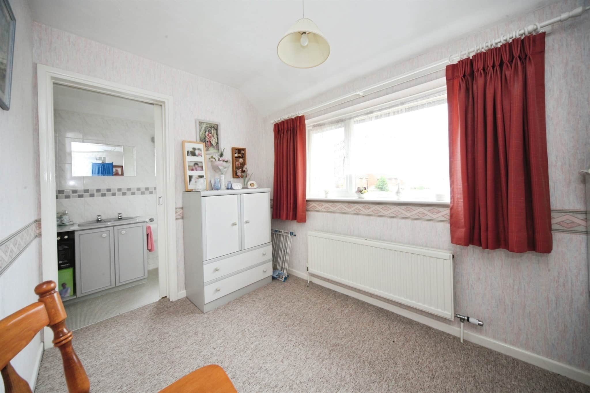 Property at Lyneham Road, Luton