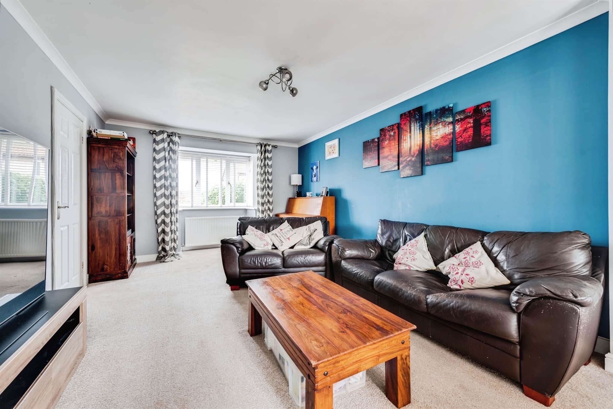 Property at Saffron Close, Swindon