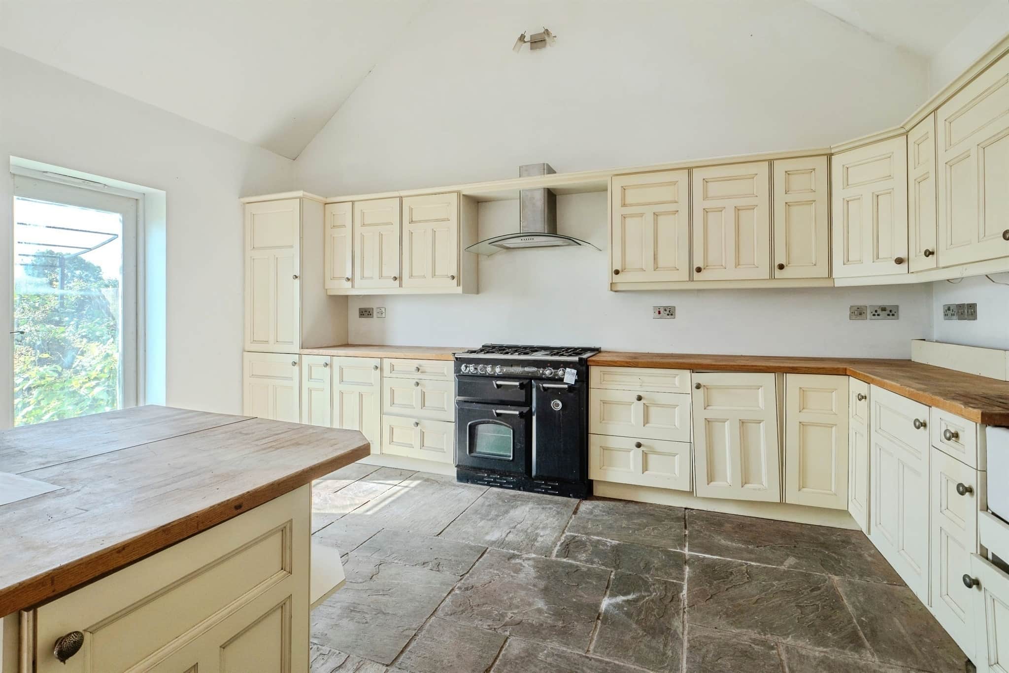 Property at Hinckley Road, Barwell, Leicester