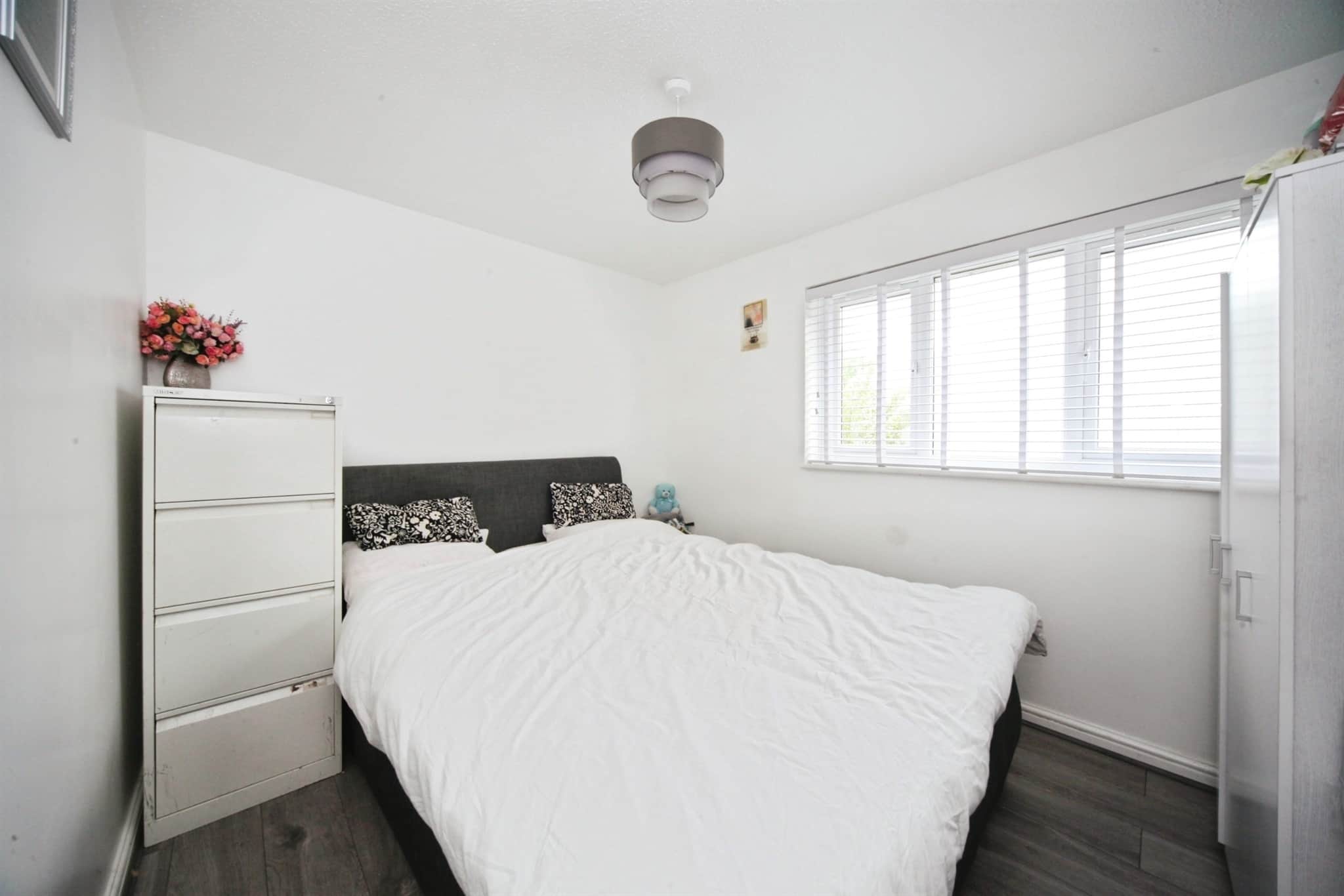 Property at Larkspur Gardens, Luton