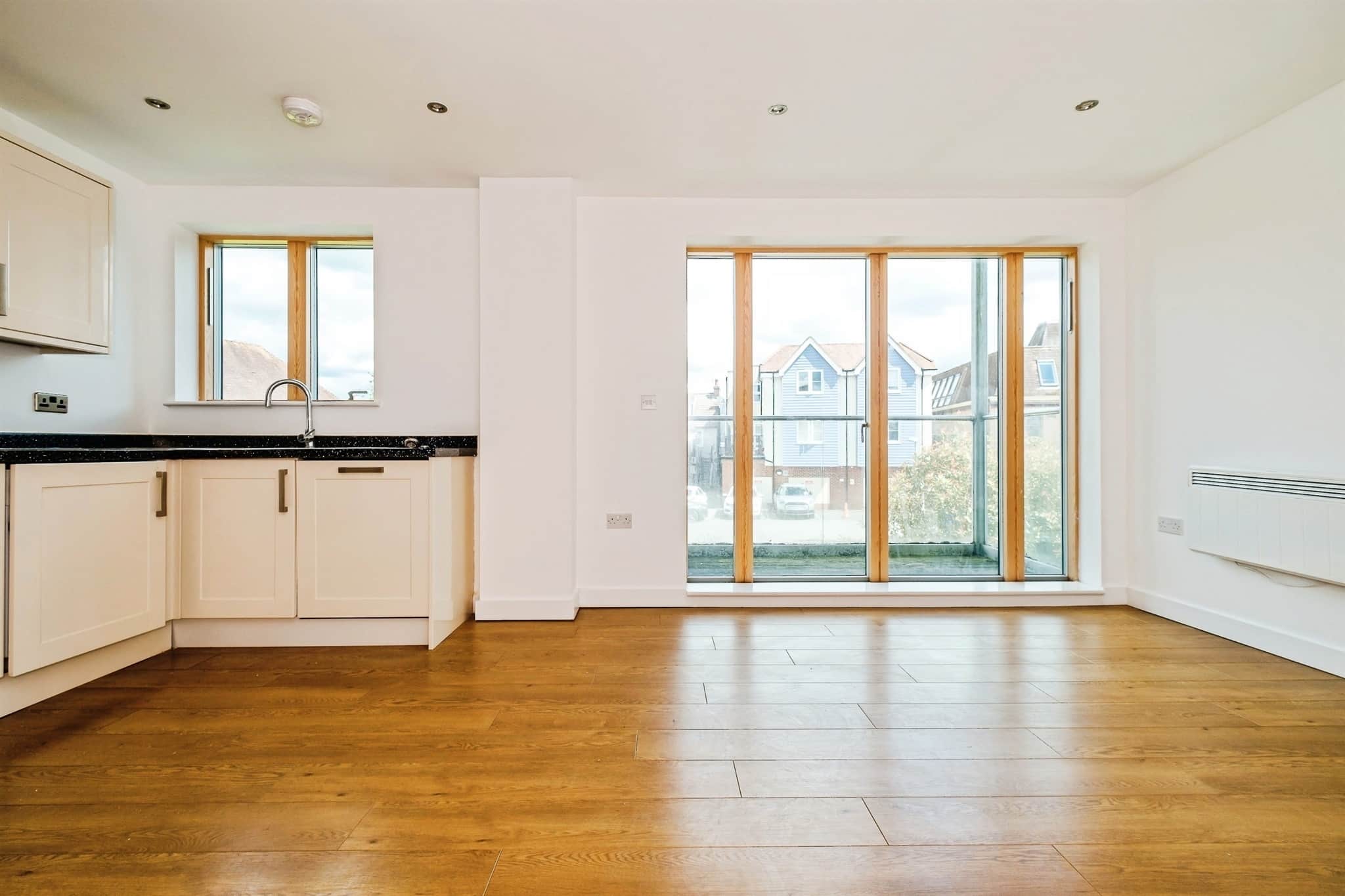 Property at Denne Parade, Horsham