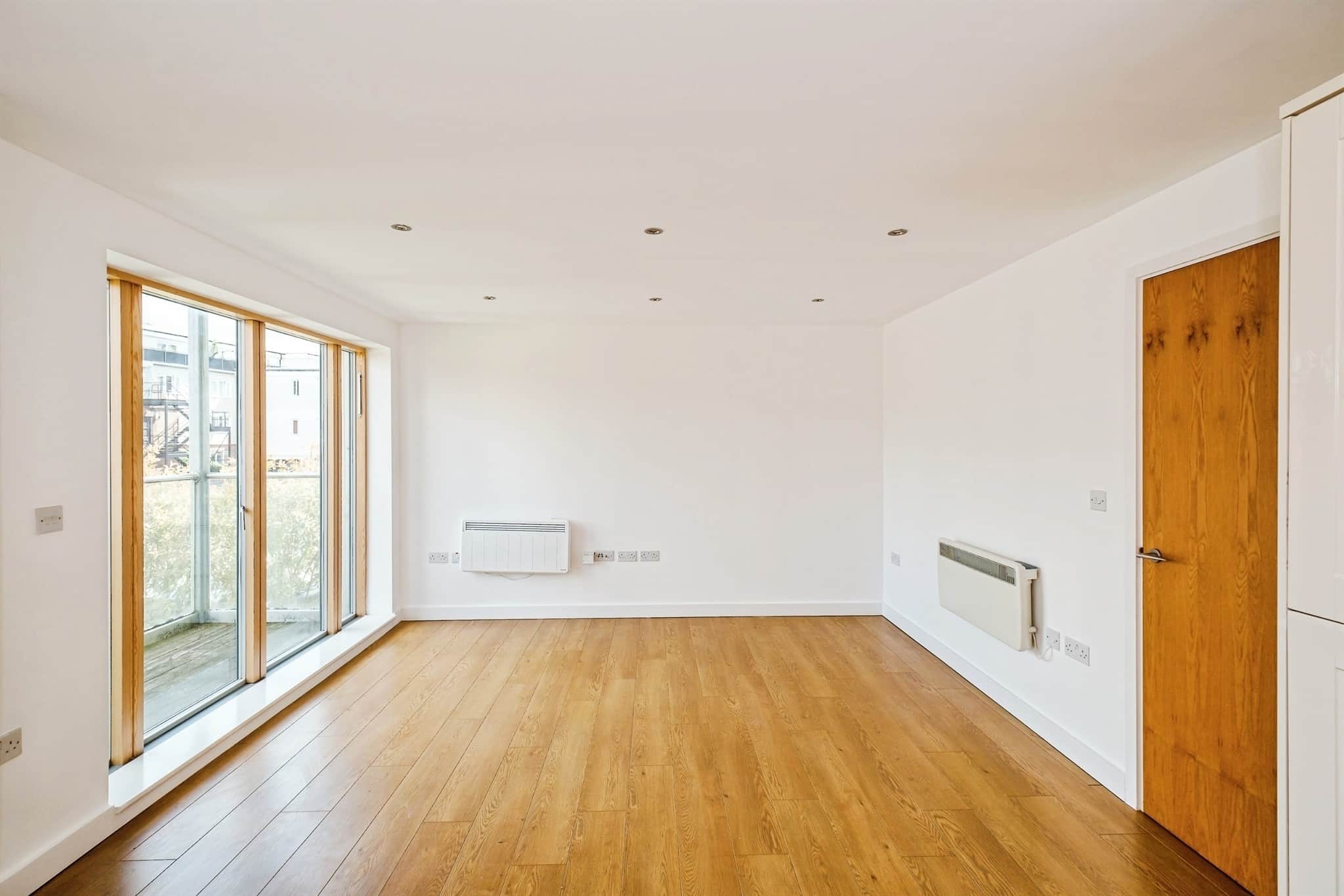 Property at Denne Parade, Horsham