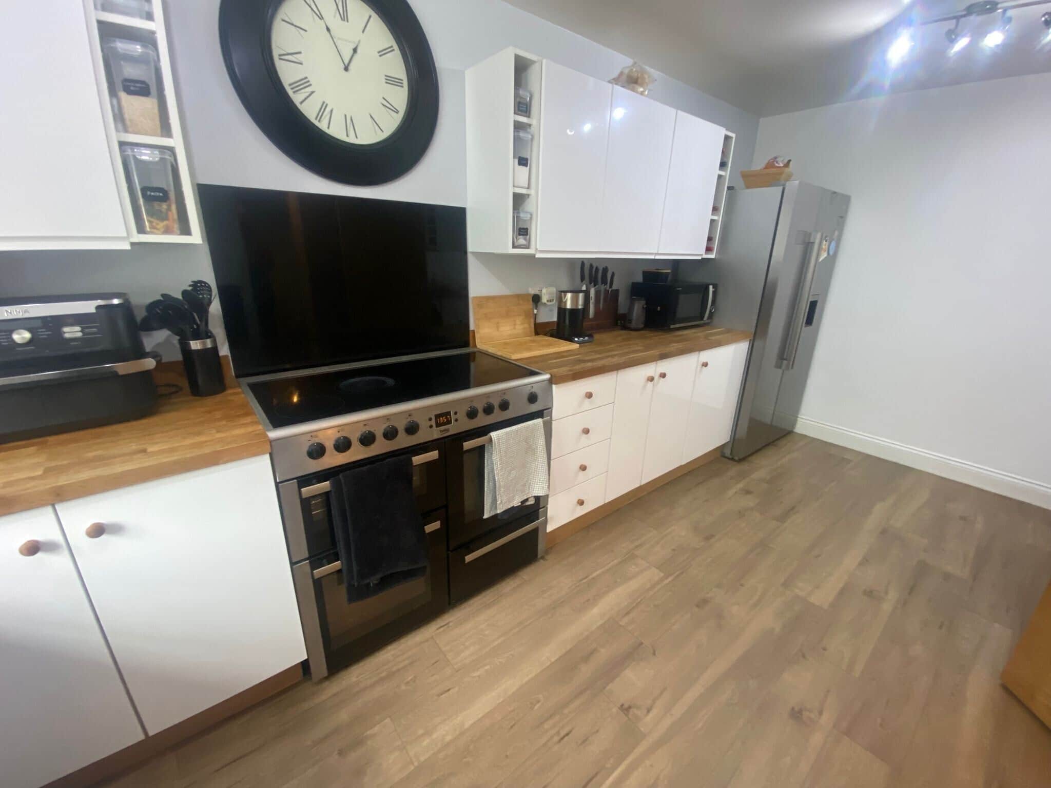 Property at Pine Walk, Silsoe, Bedford