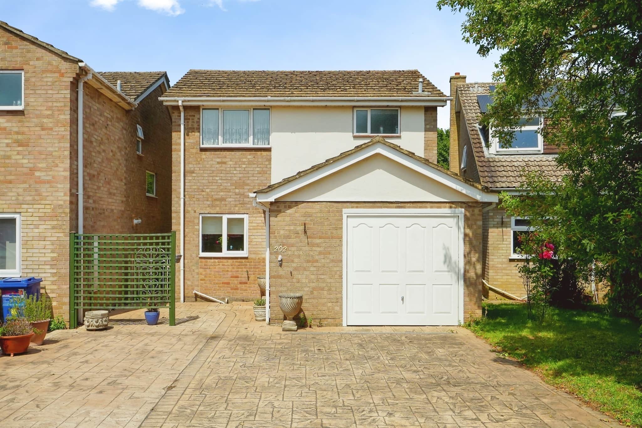Property at Barry Avenue, Bicester