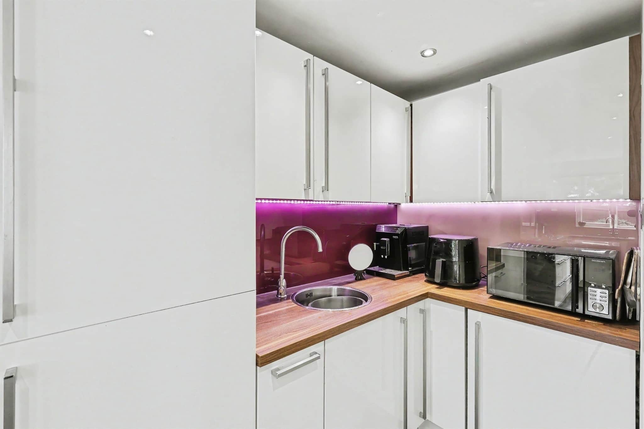 Property at Hunsbury Hill Avenue, Northampton