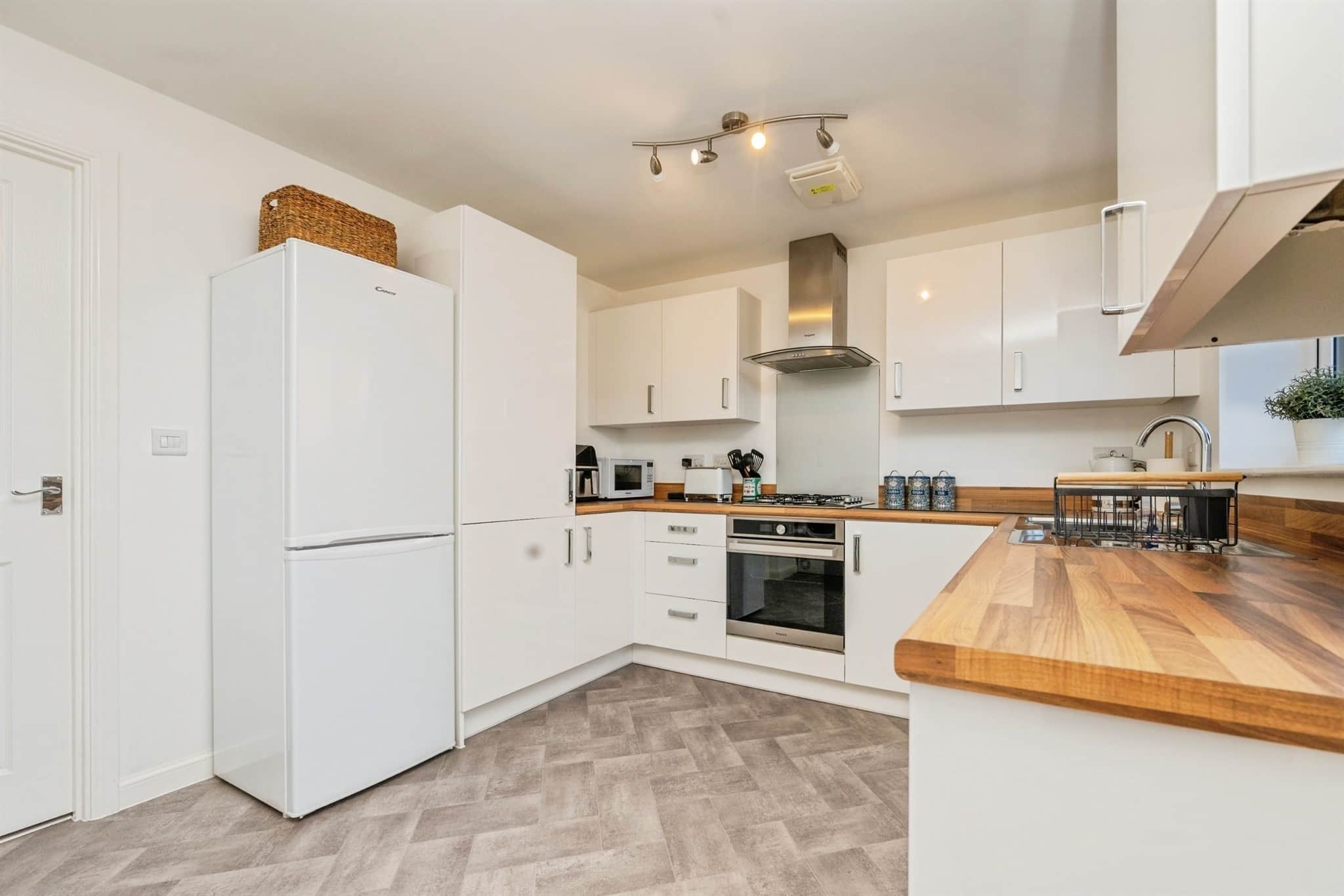 Property at Moorcroft Fields, Drakes Broughton, Pershore