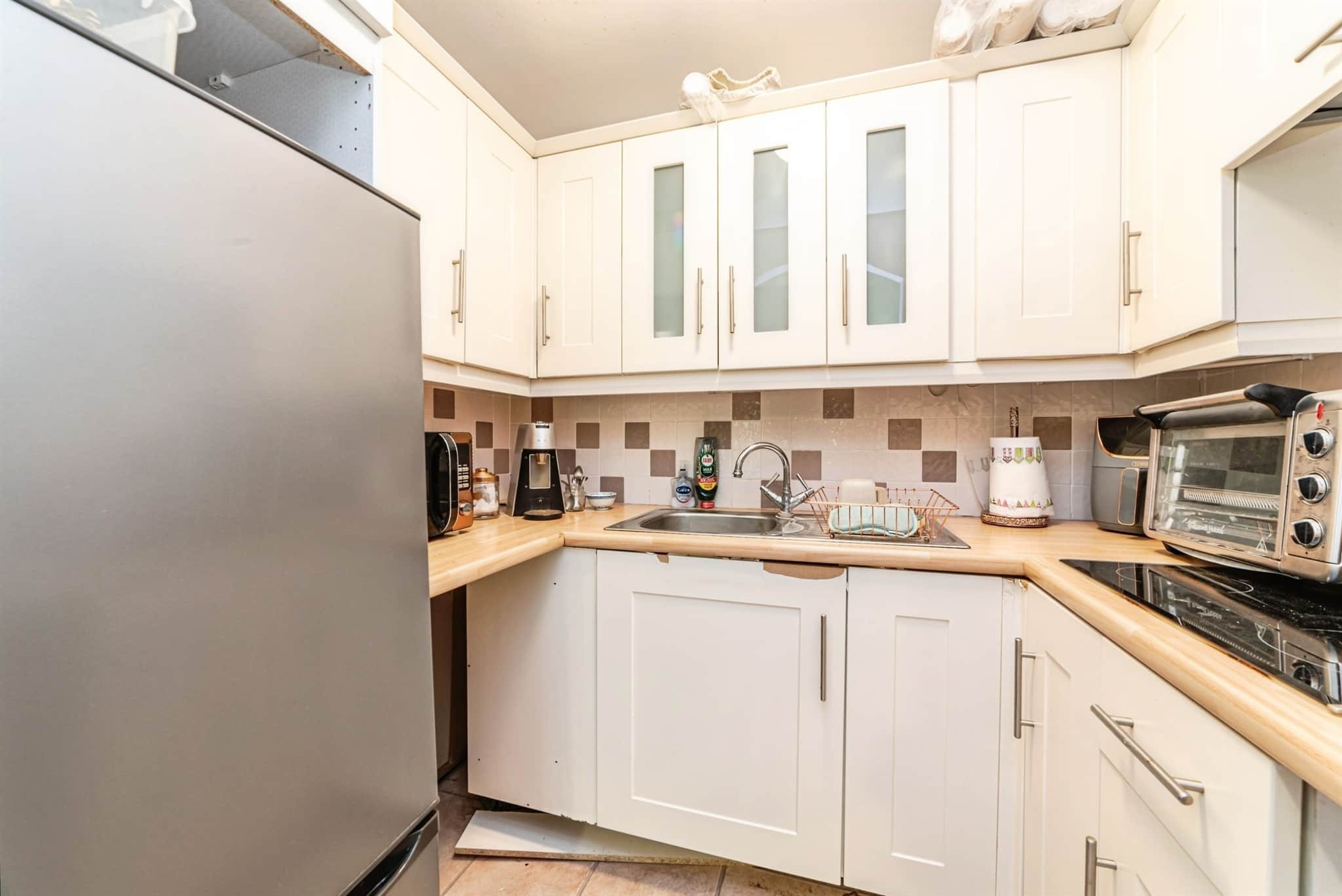 Property at Oakfields, Lychpit, Basingstoke