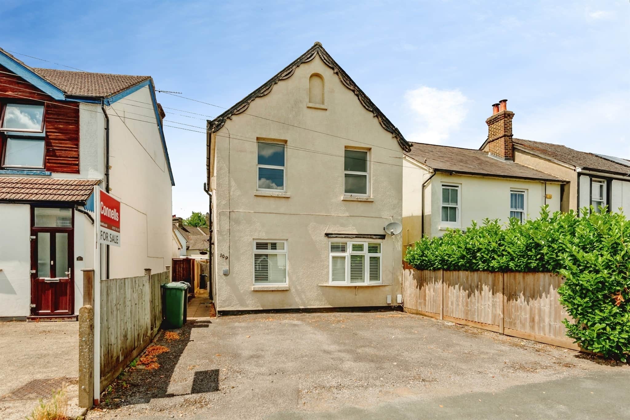 Property at Earlswood Road, Redhill