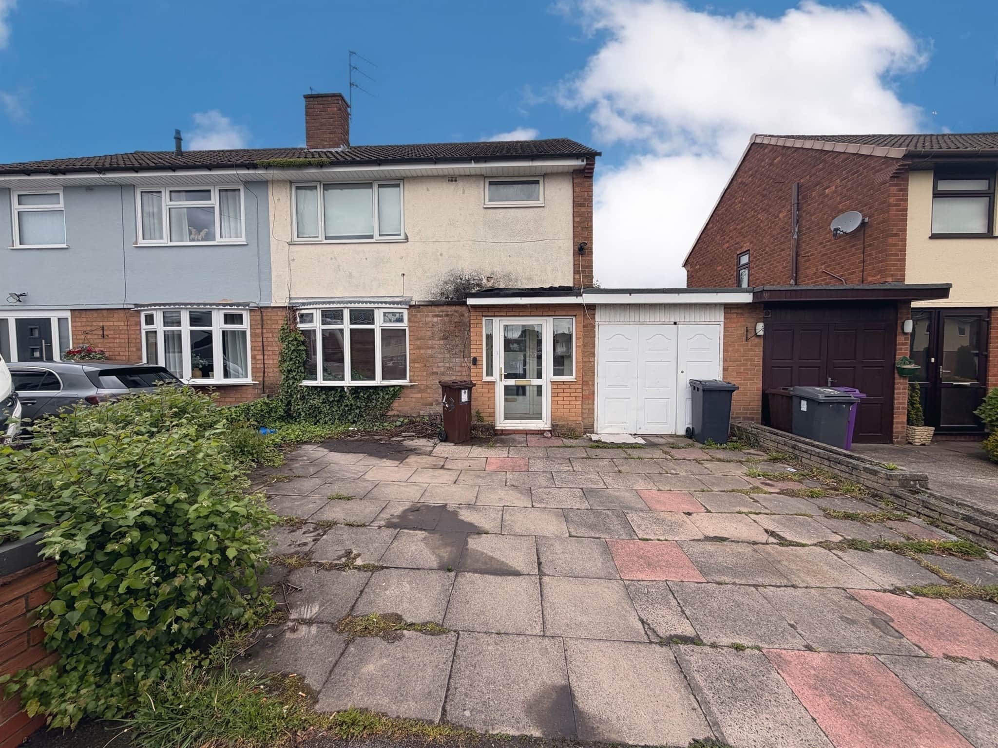 Property at Farmbrook Avenue, Fordhouses, Wolverhampton