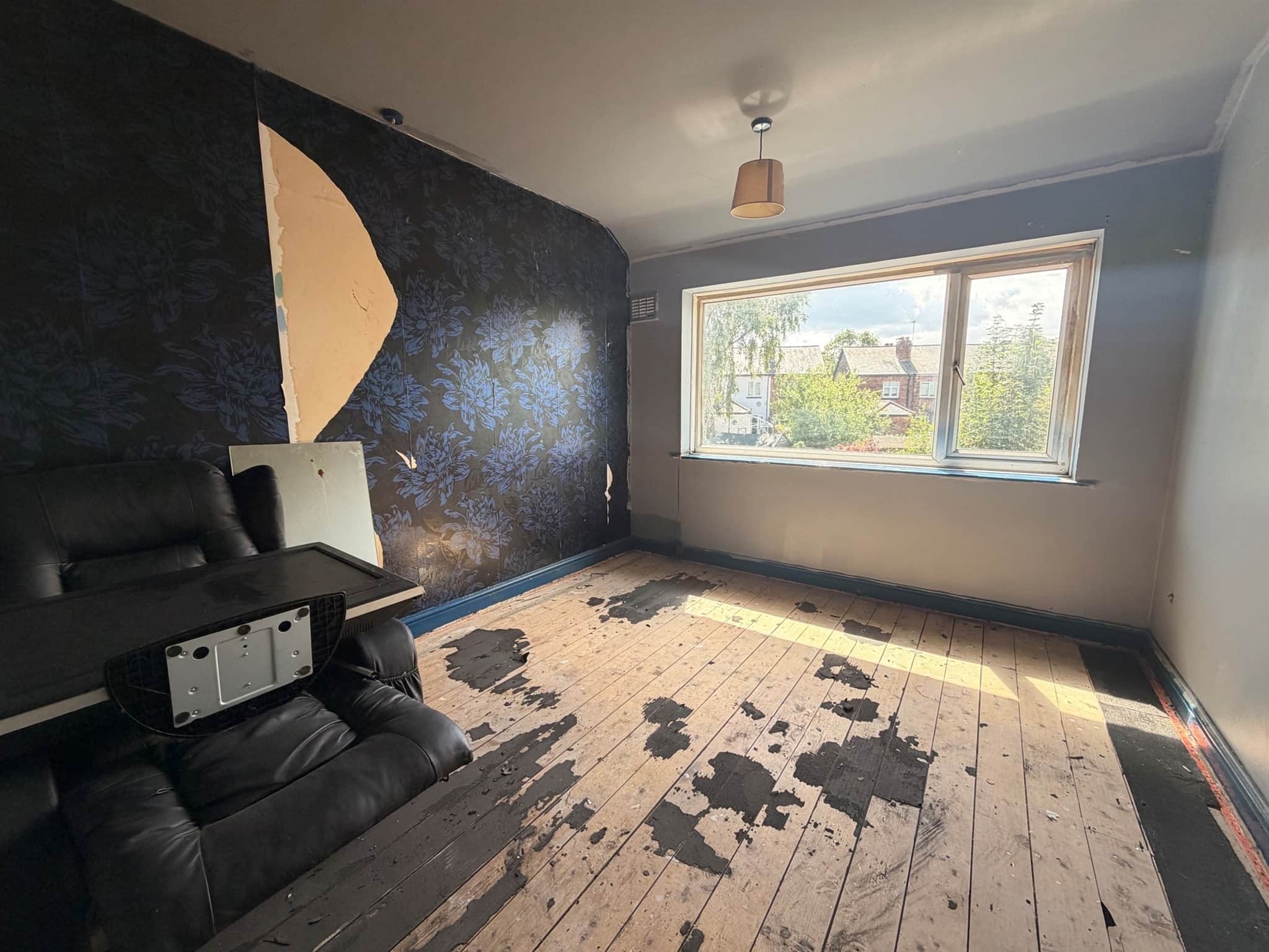 Property at Farmbrook Avenue, Fordhouses, Wolverhampton