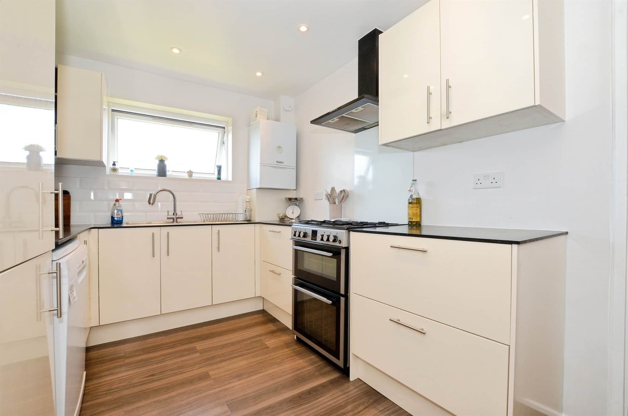 Property at The Four Tubs, Bushey