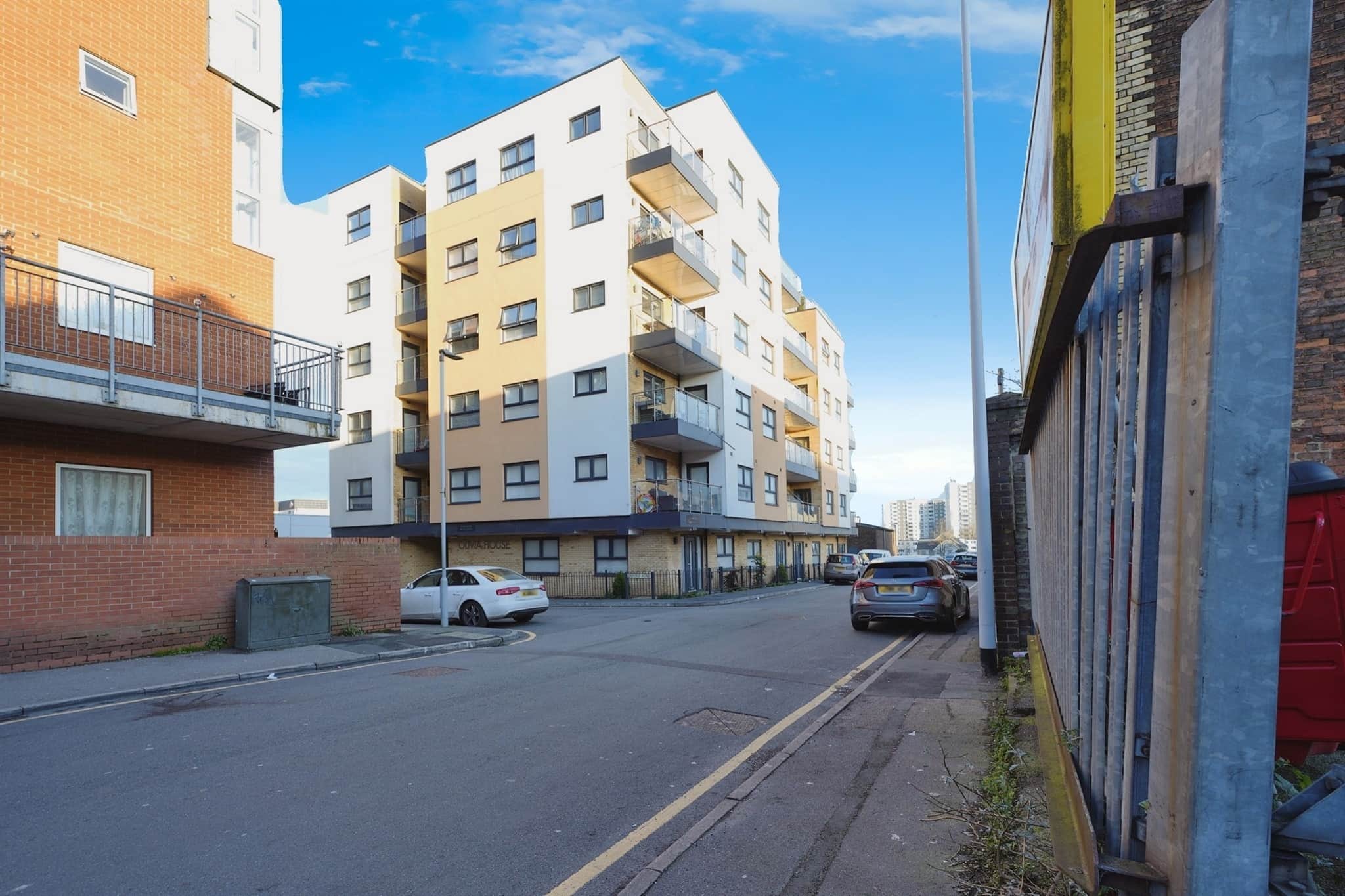 Property at Oxford Road, Luton