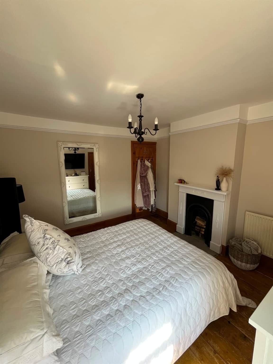 Property at Lingfield Road, East Grinstead