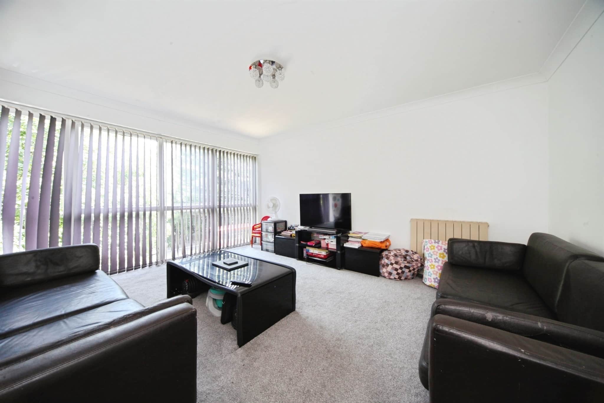Property at New Bedford Road, Luton