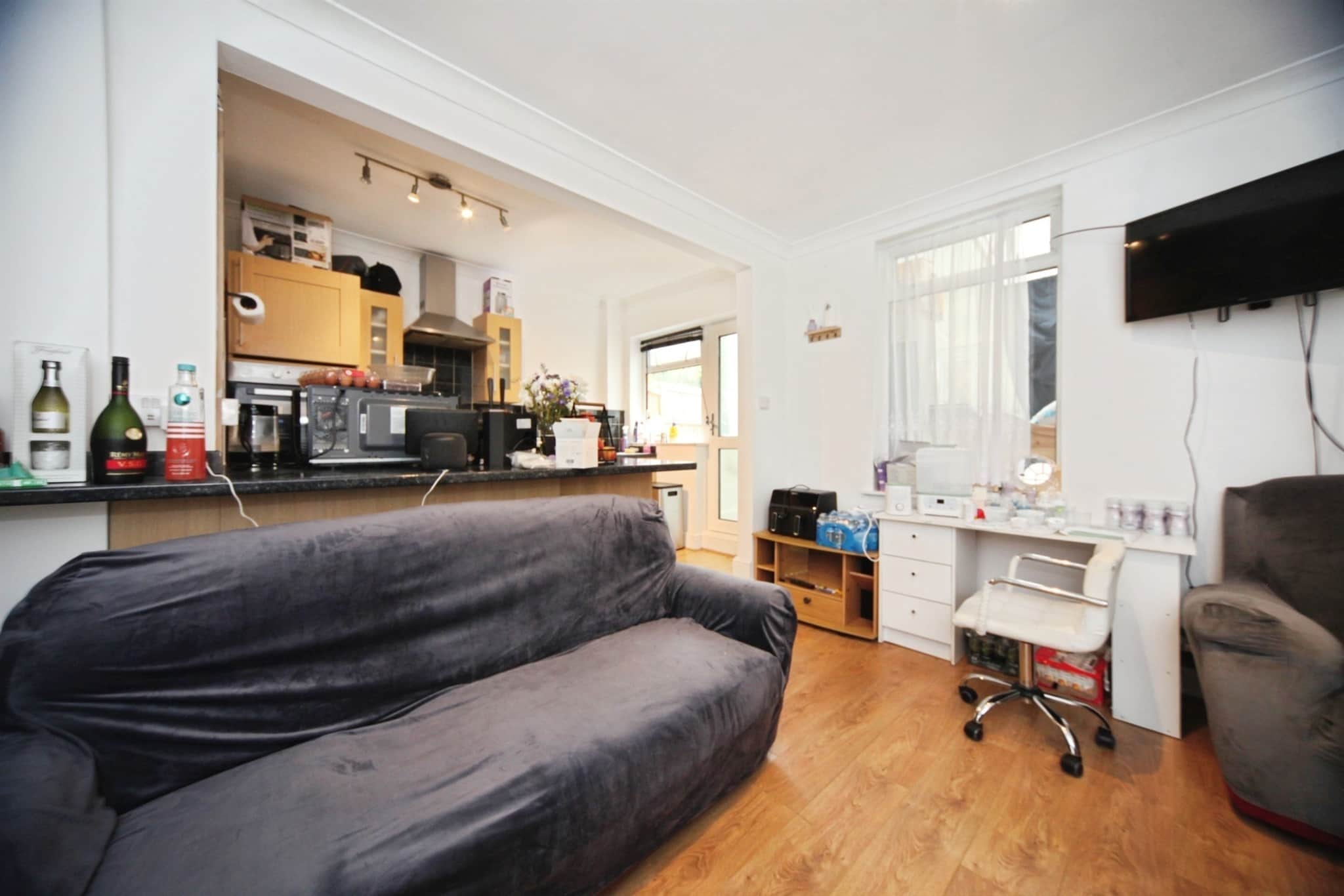 Property at Dordans Road, Luton