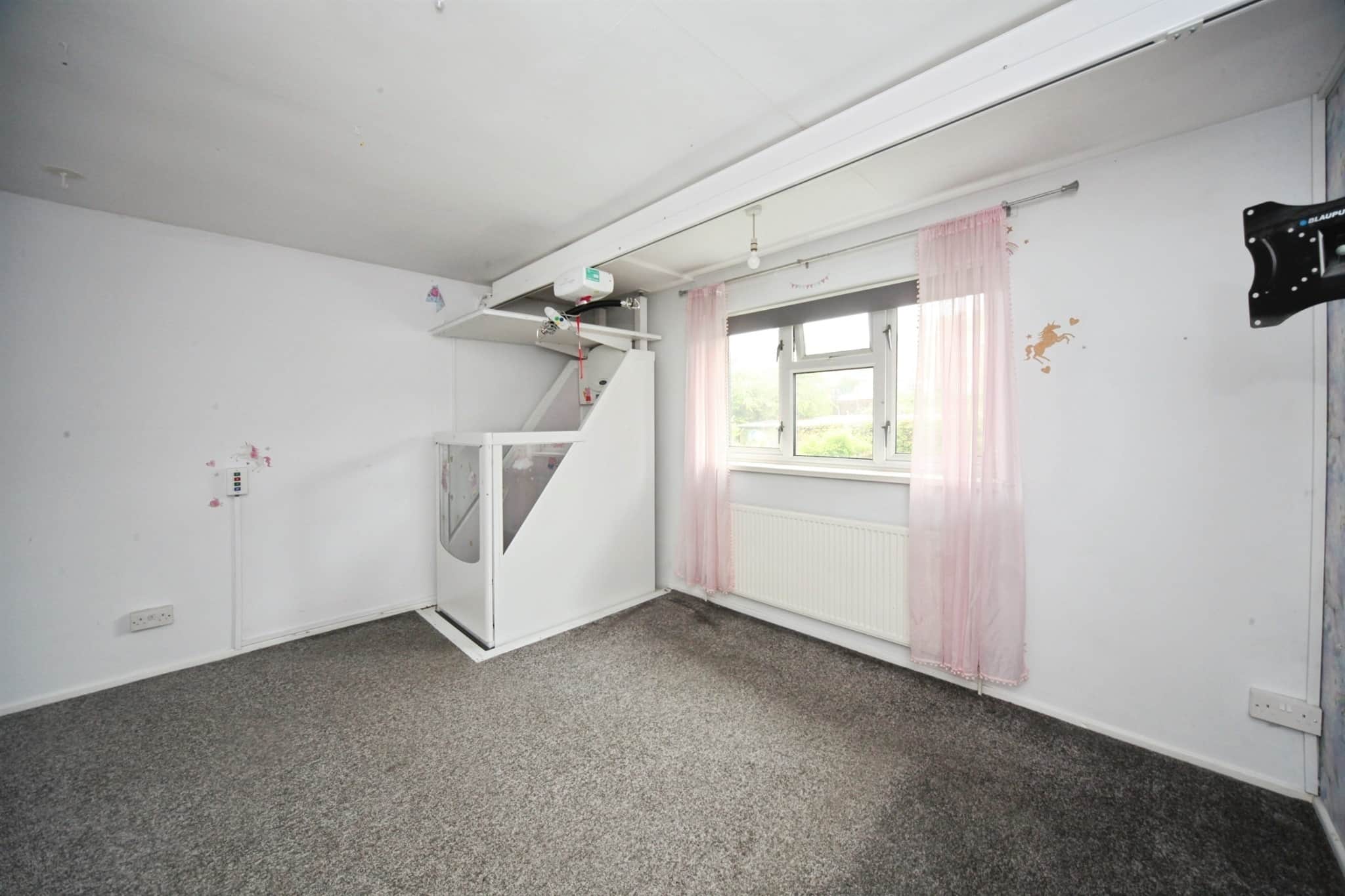 Property at Eaton Valley Road, Luton