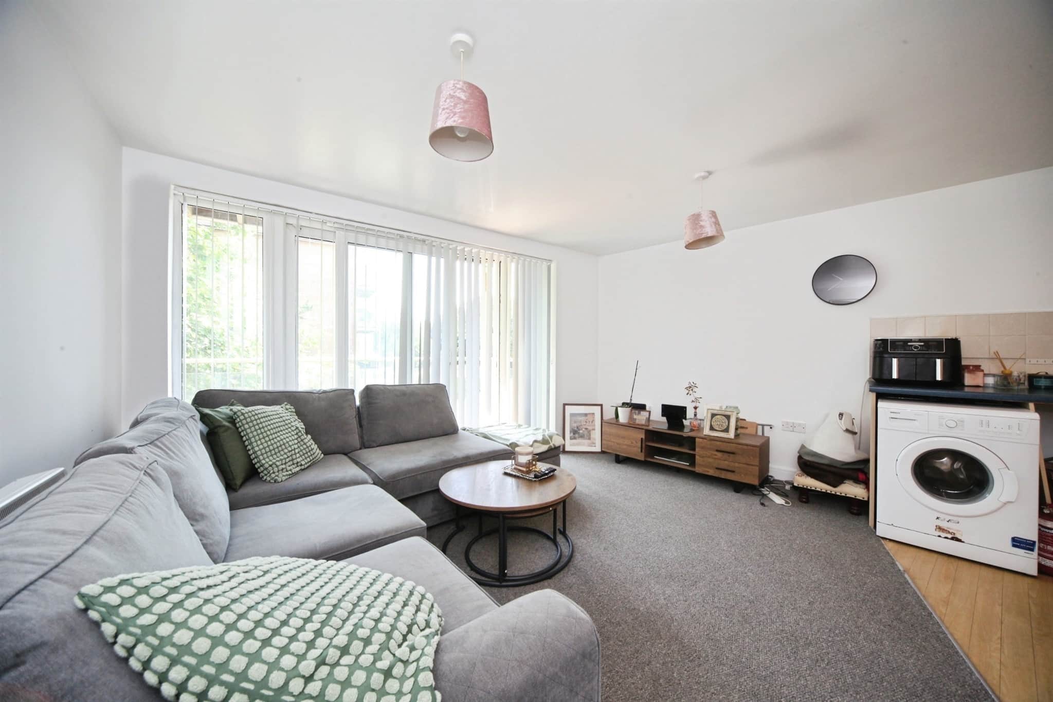 Property at Foxglove Way, Luton