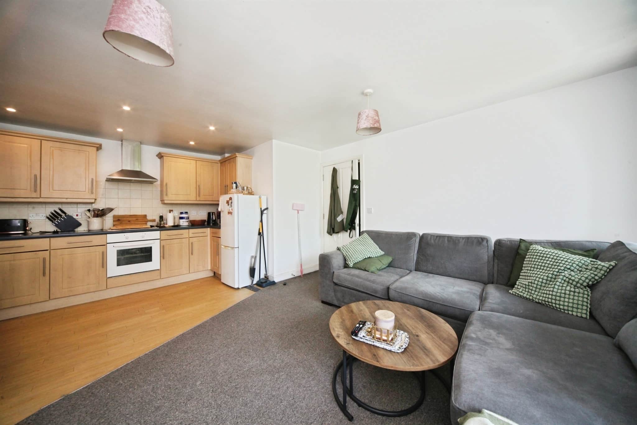 Property at Foxglove Way, Luton