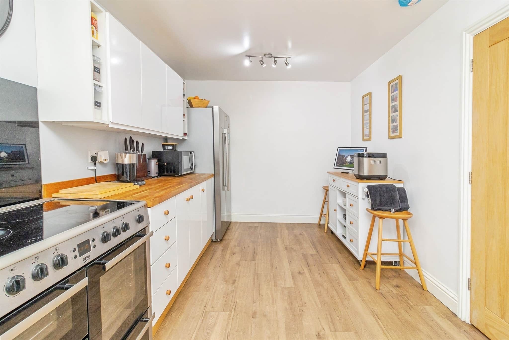 Property at Pine Walk, Silsoe, Bedford