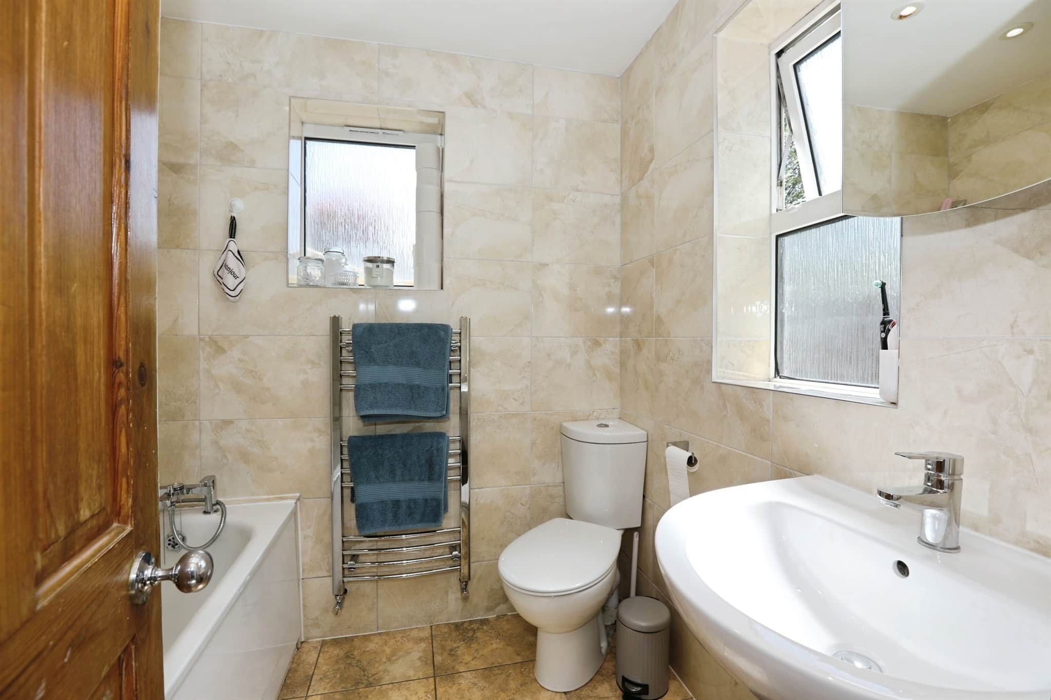 Property at Lingfield Road, East Grinstead