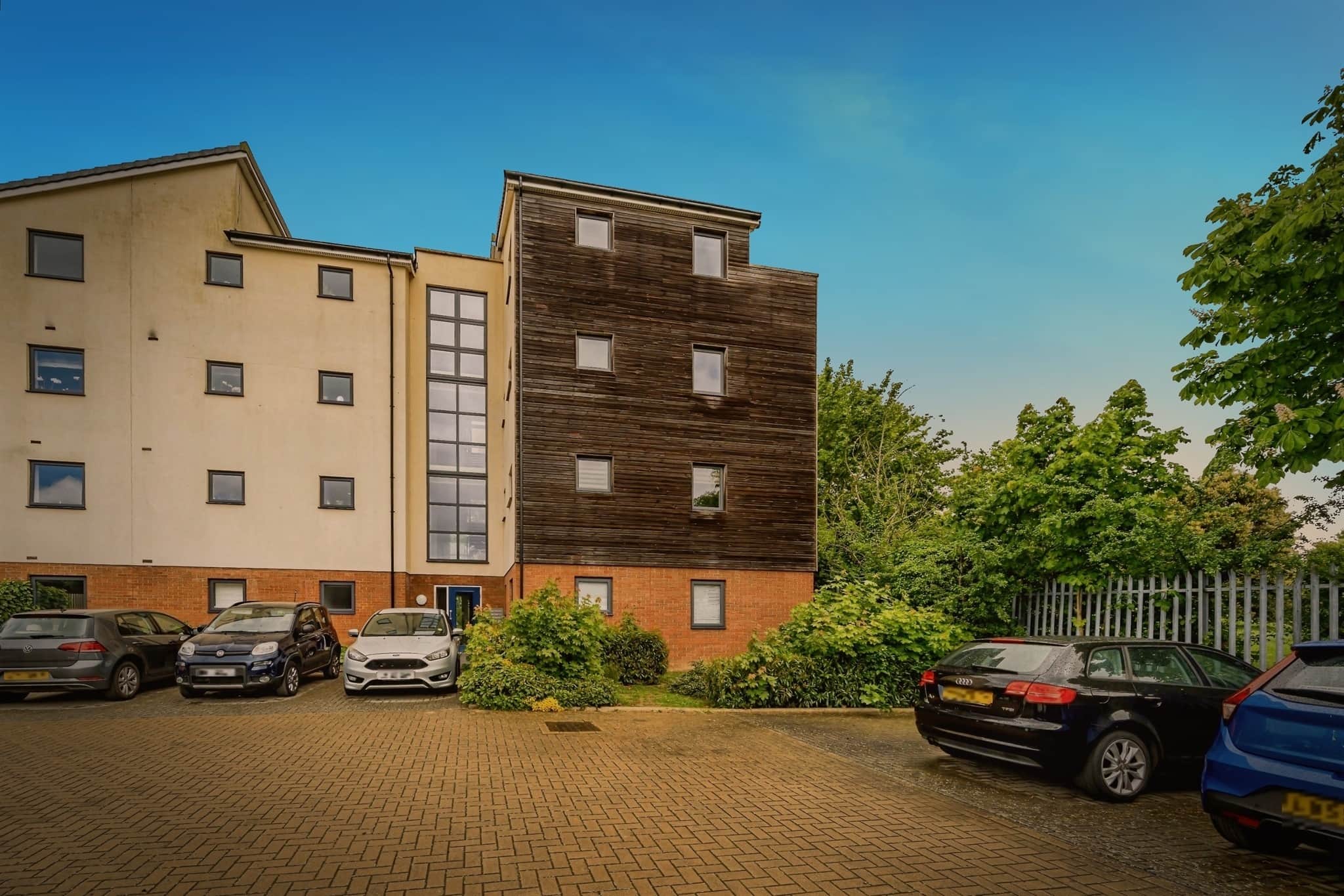 Property at Quercetum Close, Aylesbury