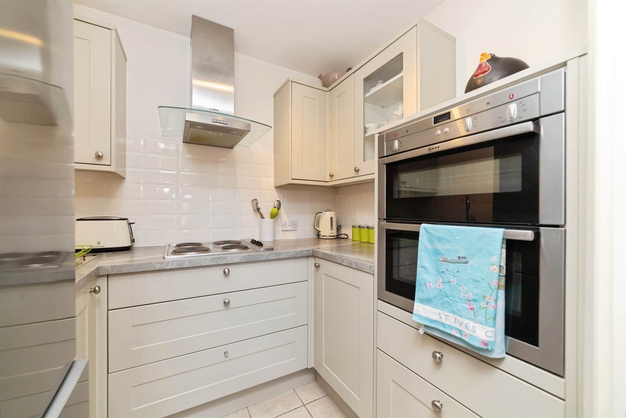 Property at Roseacre Gardens, Welwyn Garden City