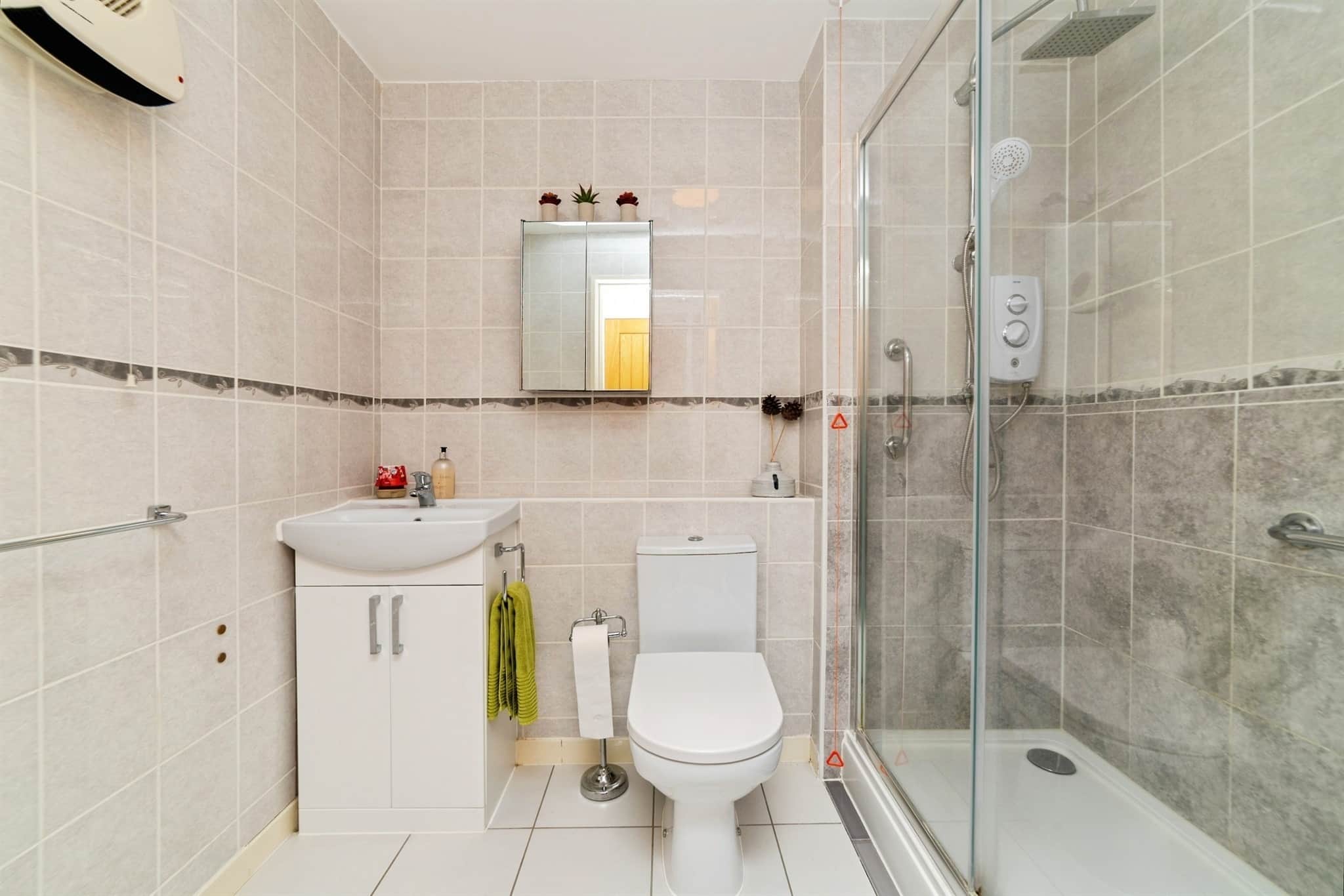Property at Roseacre Gardens, Welwyn Garden City