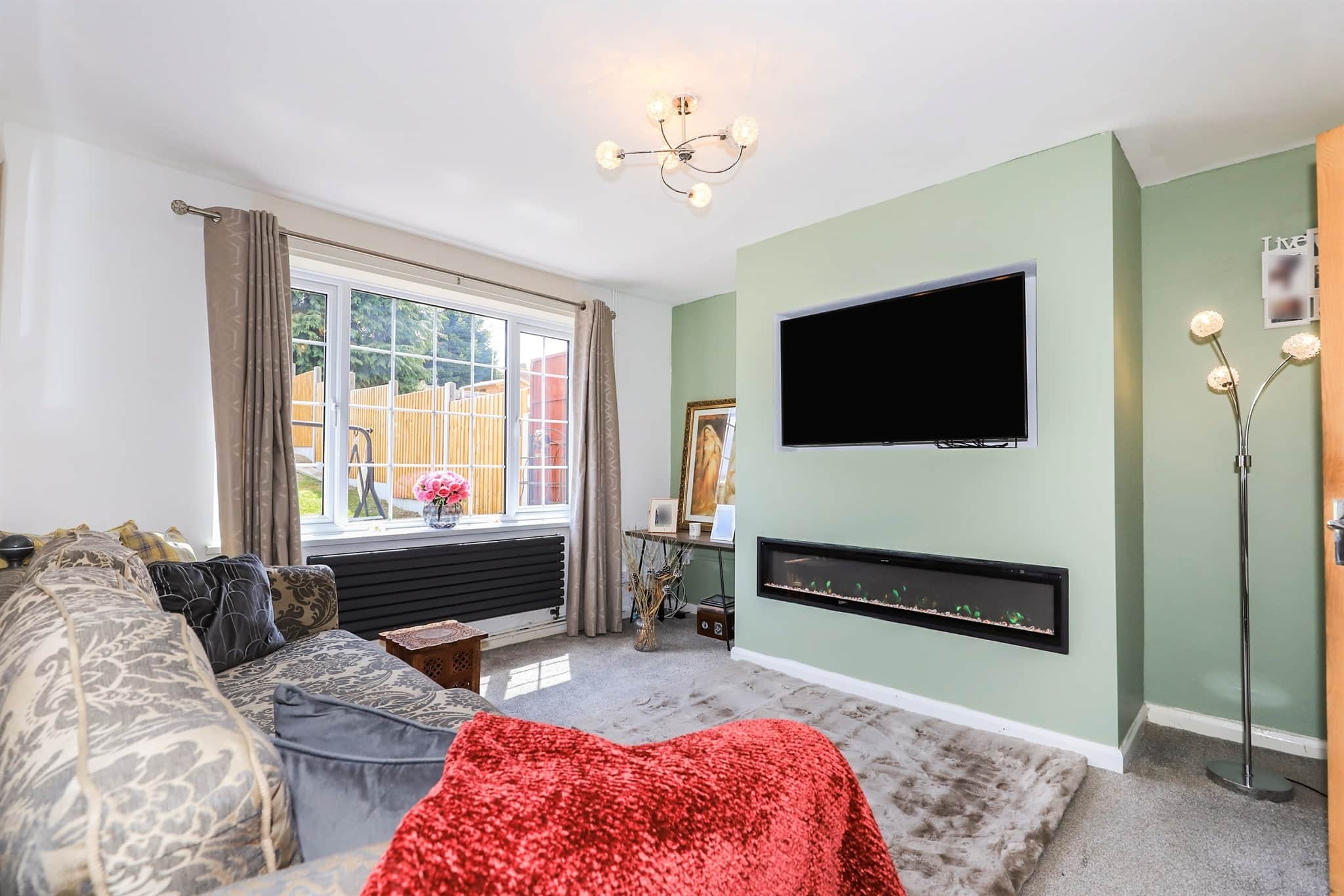 Property at Robert Wynd, Woodcross, Bilston