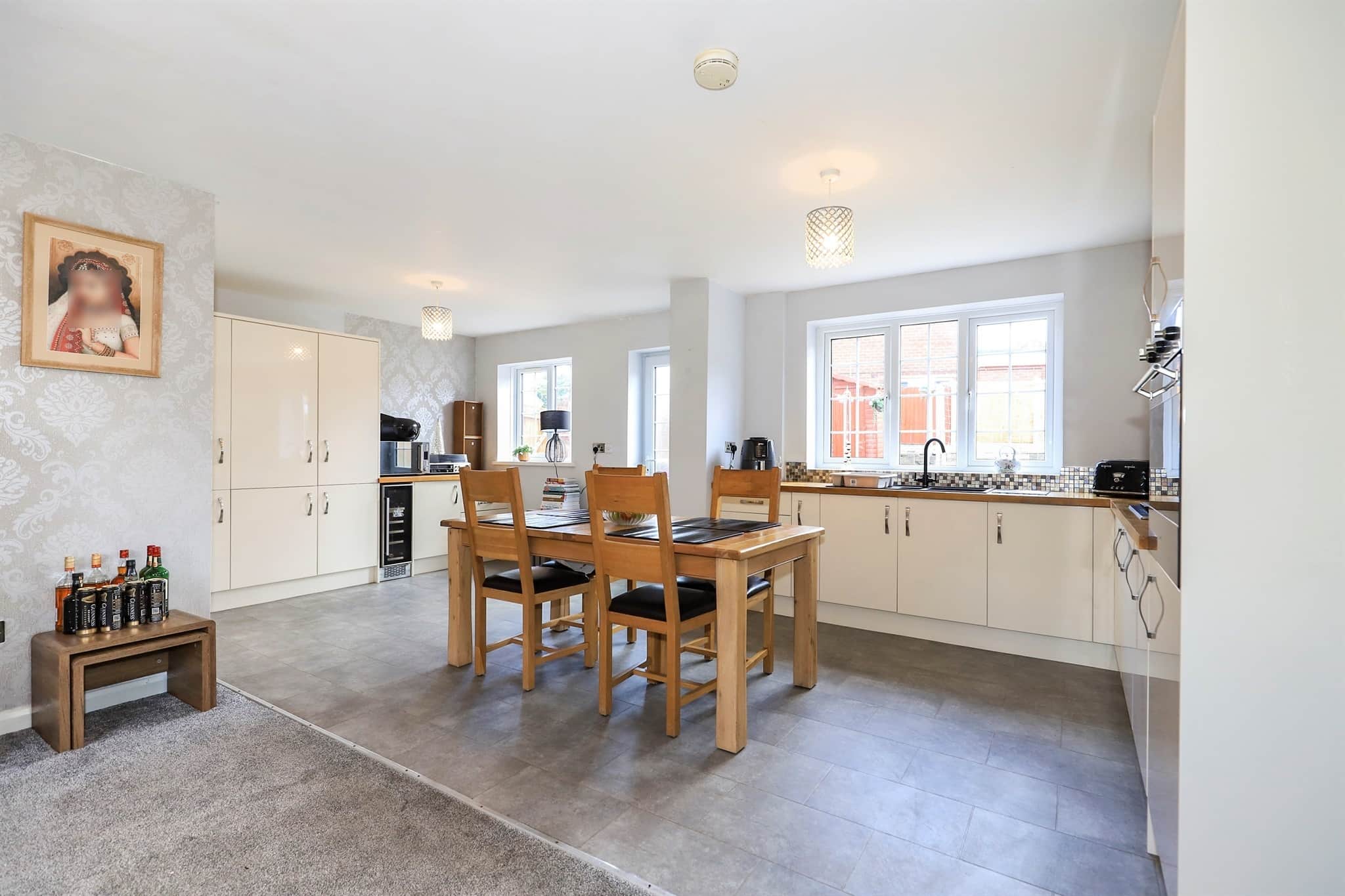 Property at Robert Wynd, Woodcross, Bilston
