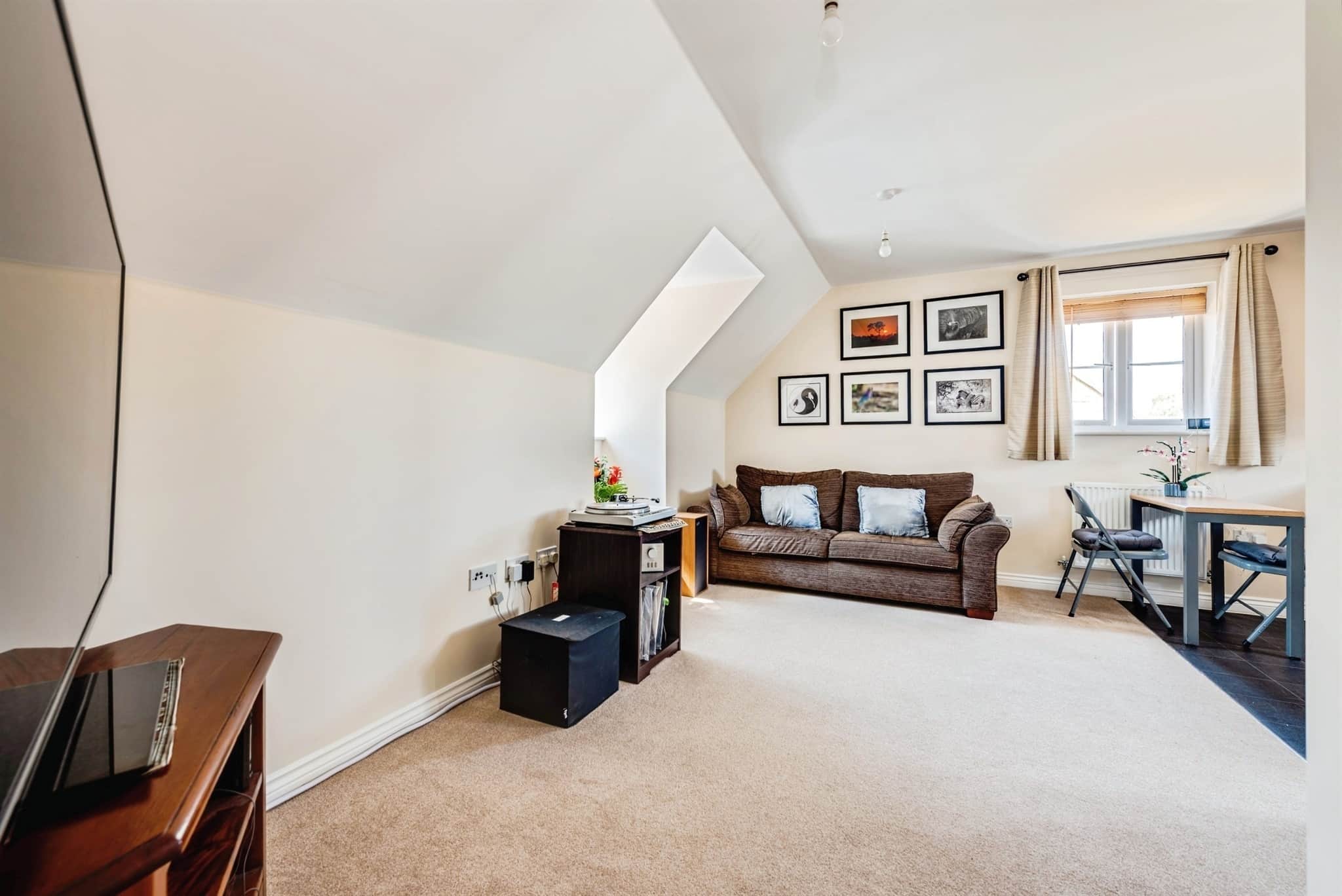 Property at Hazeldene Close, Eynsham, WITNEY