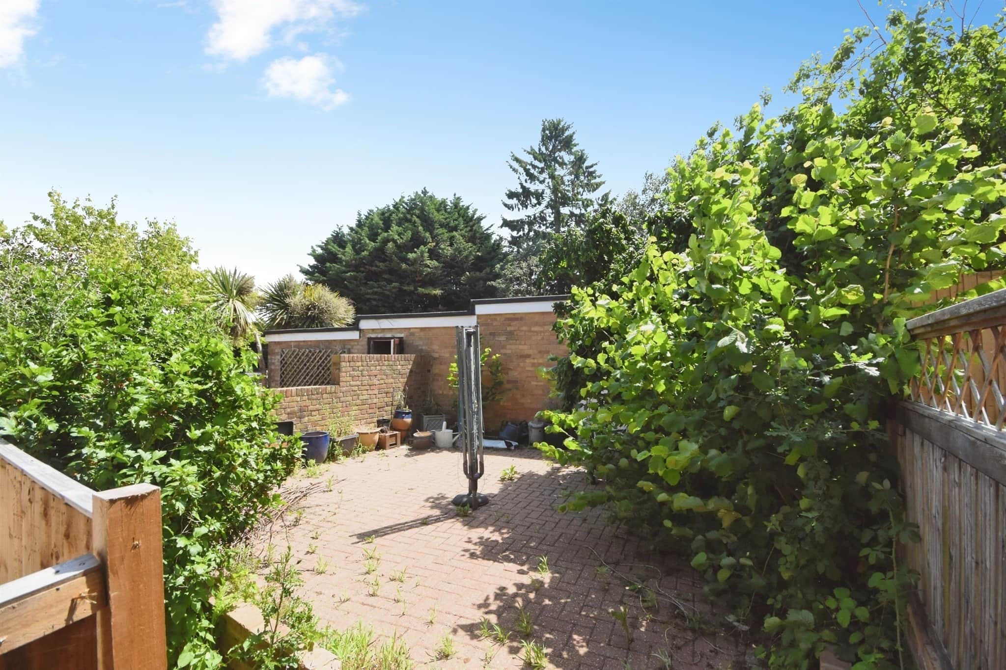 Property at Chapel Court, Billericay