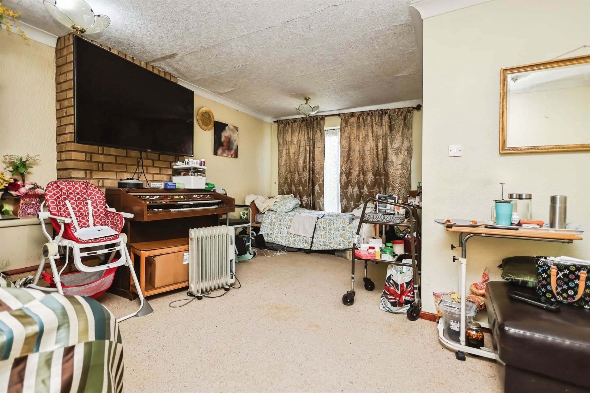 Property at Middle Leasow, Quinton, BIRMINGHAM