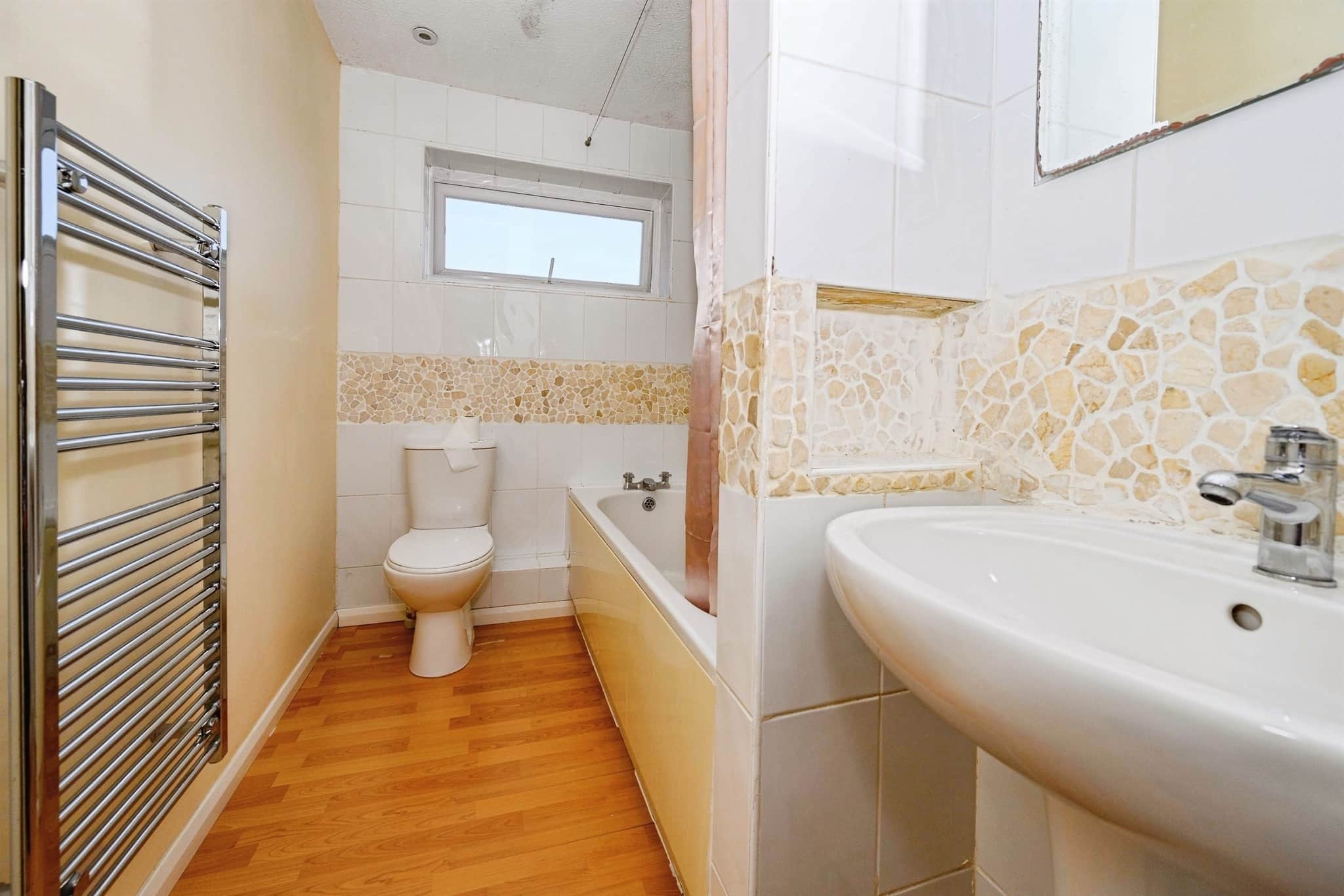 Property at Chenies Court, Hemel Hempstead